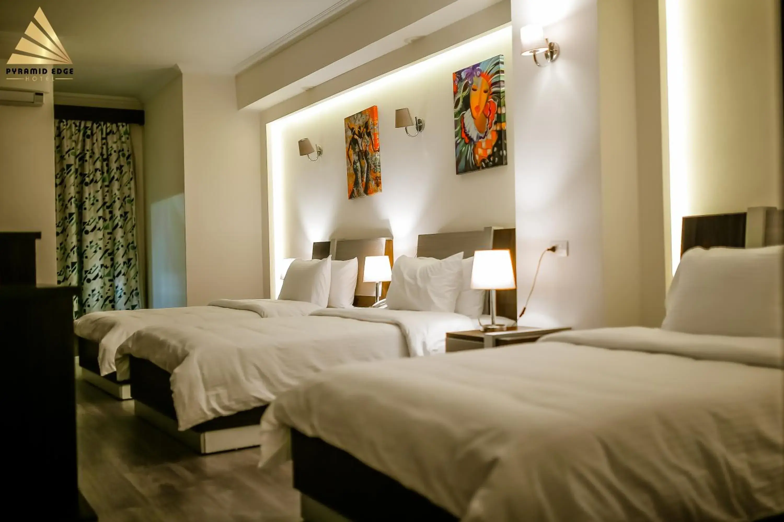 Bed in Pyramid Edge Hotel & Exclusive Pyramids View Rooftop Bed in Pyramid Edge Hotel & Exclusive Pyramids View Rooftop