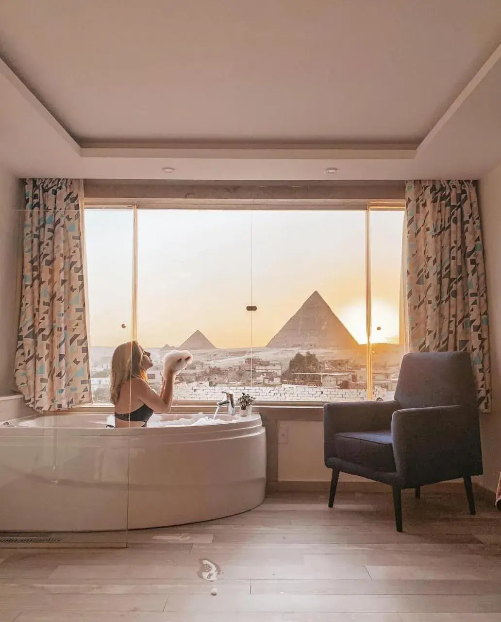 Mountain view, Bed in Pyramid Edge Hotel & Exclusive Pyramids View Rooftop Mountain view, Bed in Pyramid Edge Hotel & Exclusive Pyramids View Rooftop