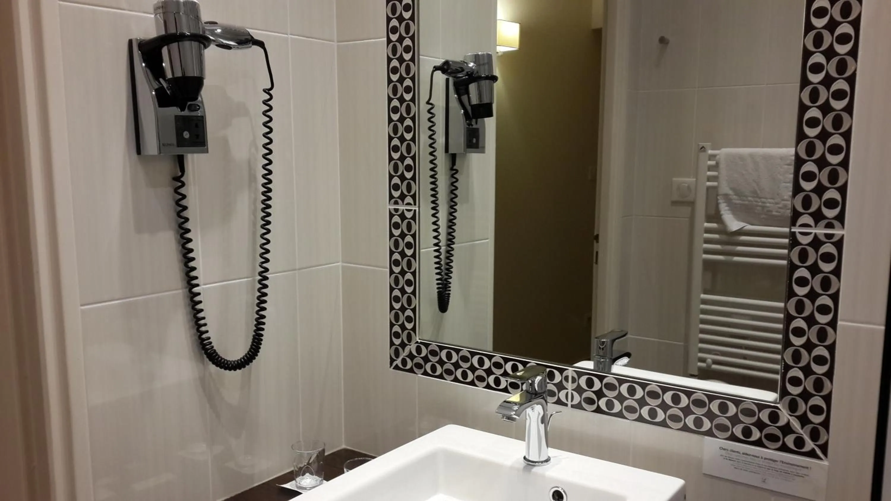 Decorative detail in La Rose