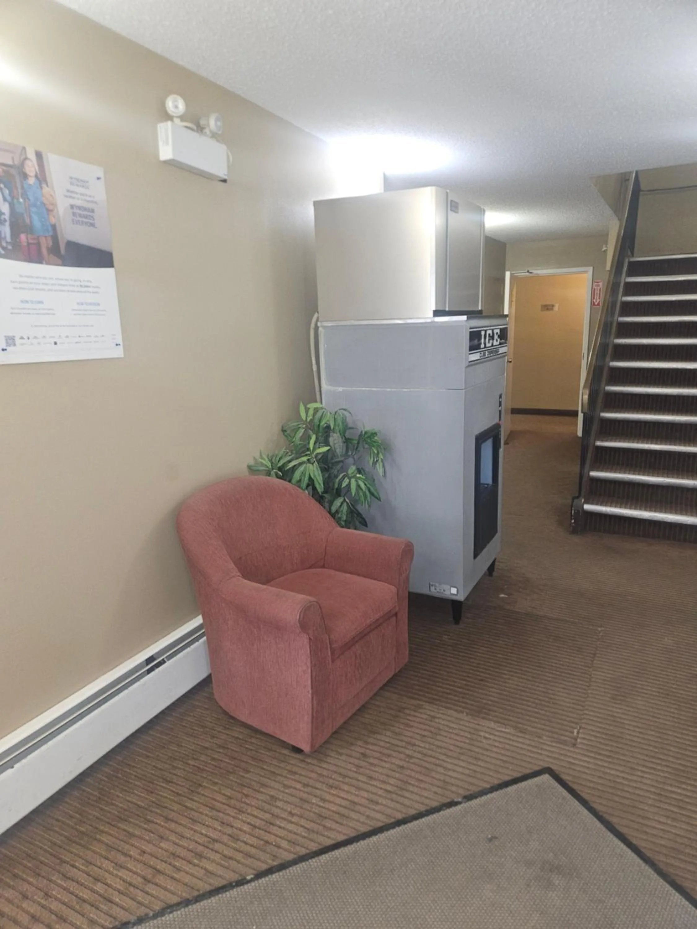 Travelodge by Wyndham Edson