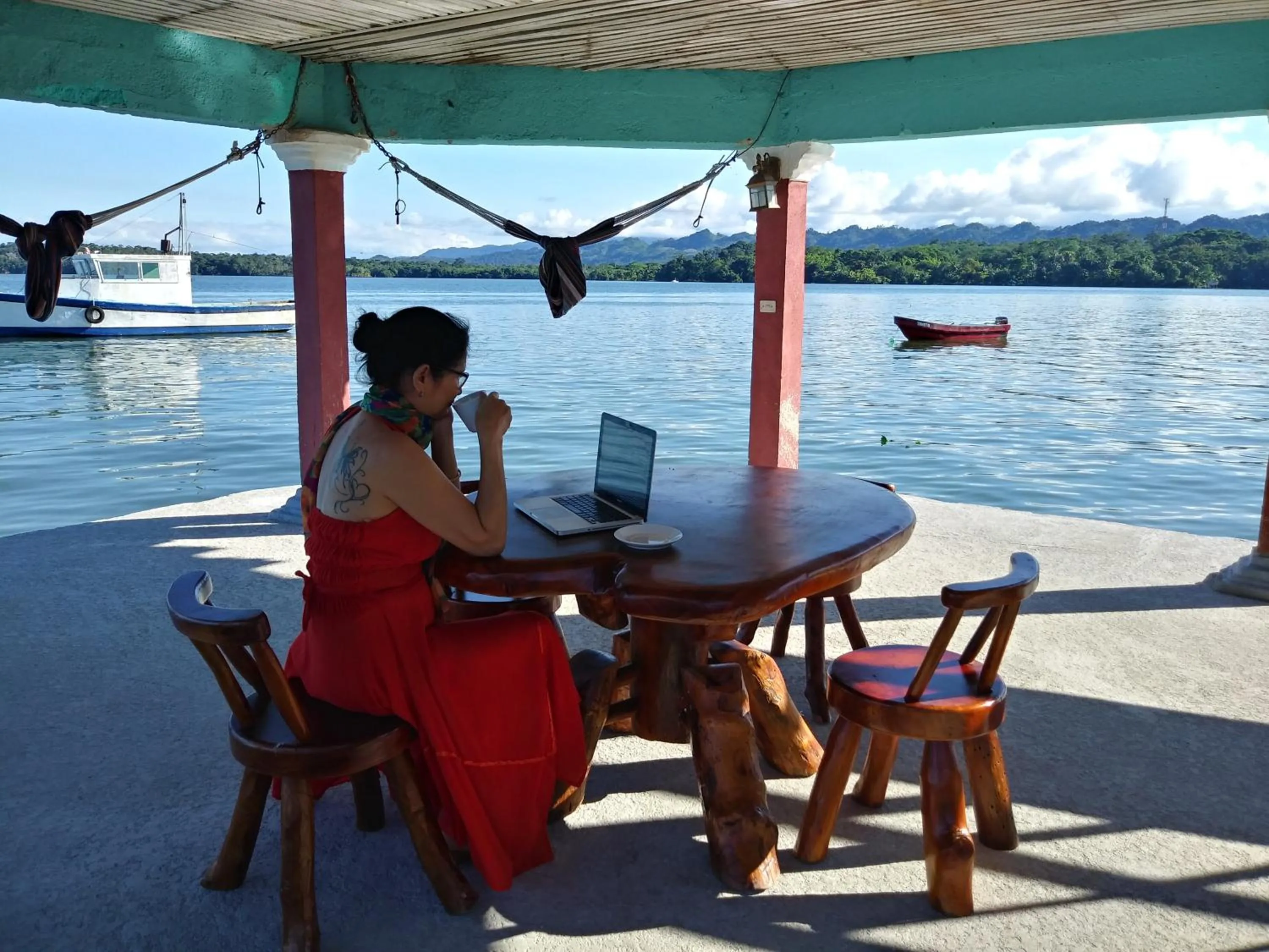 People in Hotel El Delfin