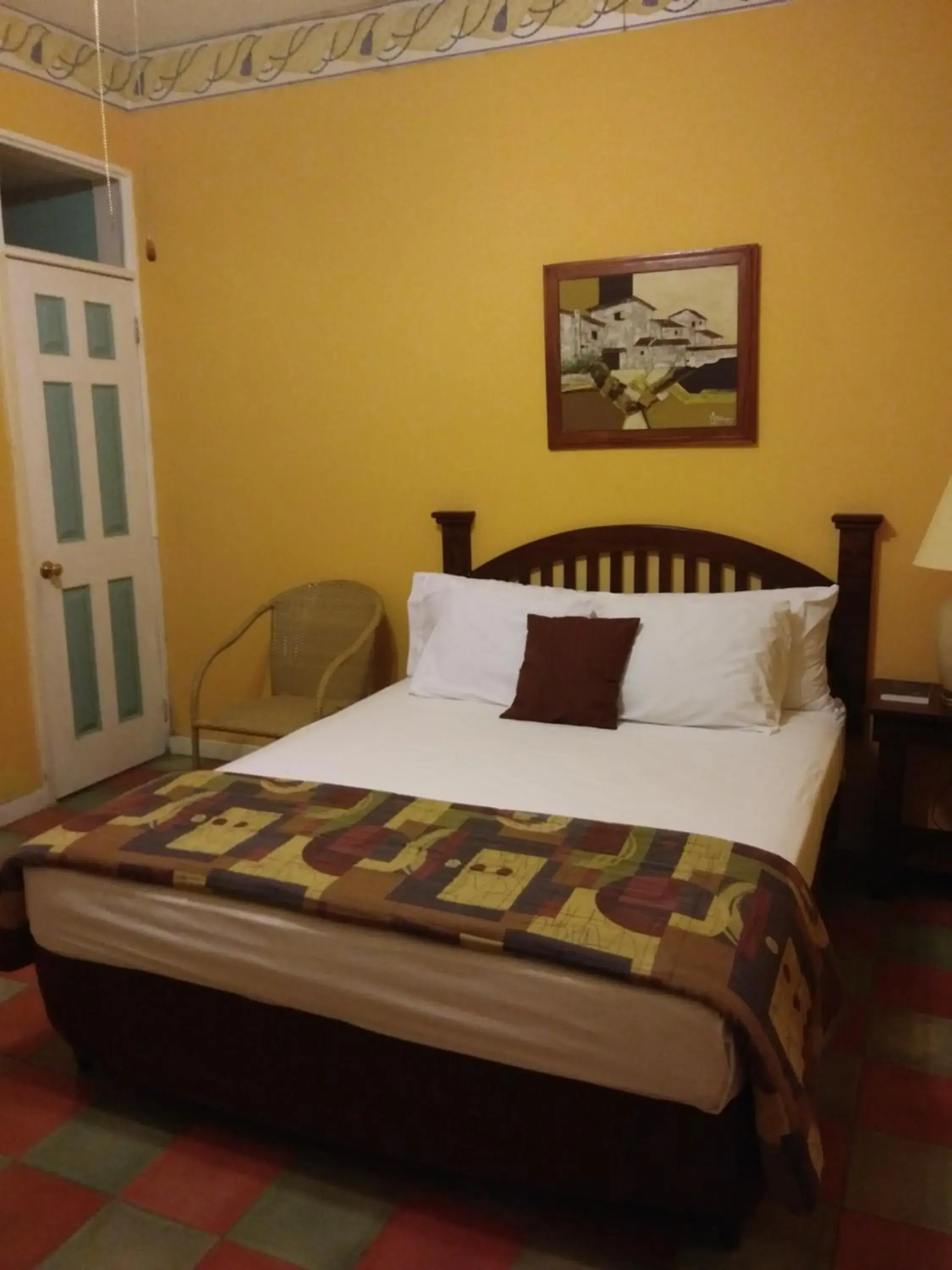 Large Single Room in Hotel El Delfin Large Single Room in Hotel El Delfin