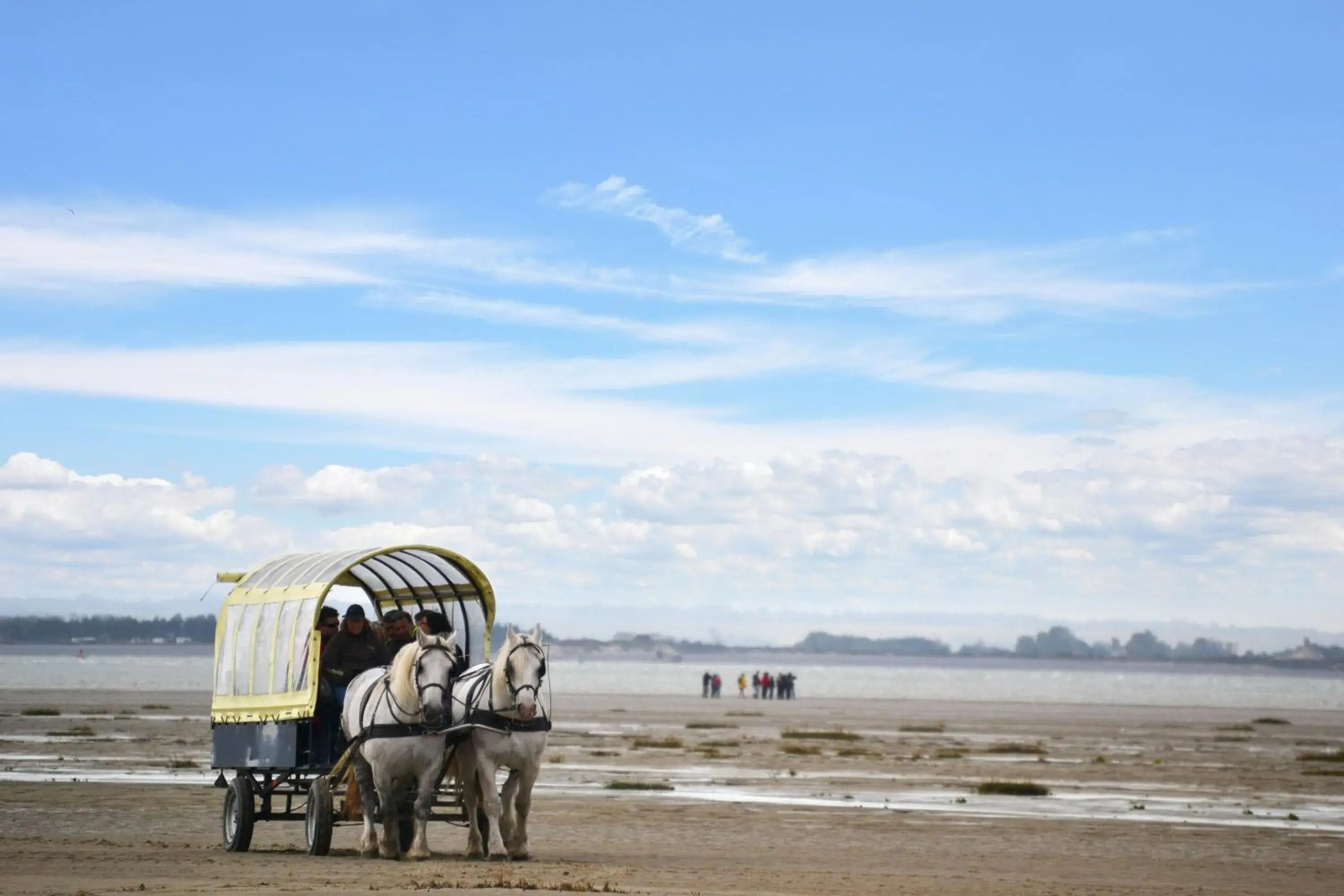 Day in Logis Auberge De La Dune - Hôtel & Restaurant Day in Logis Auberge De La Dune - Hôtel & Restaurant