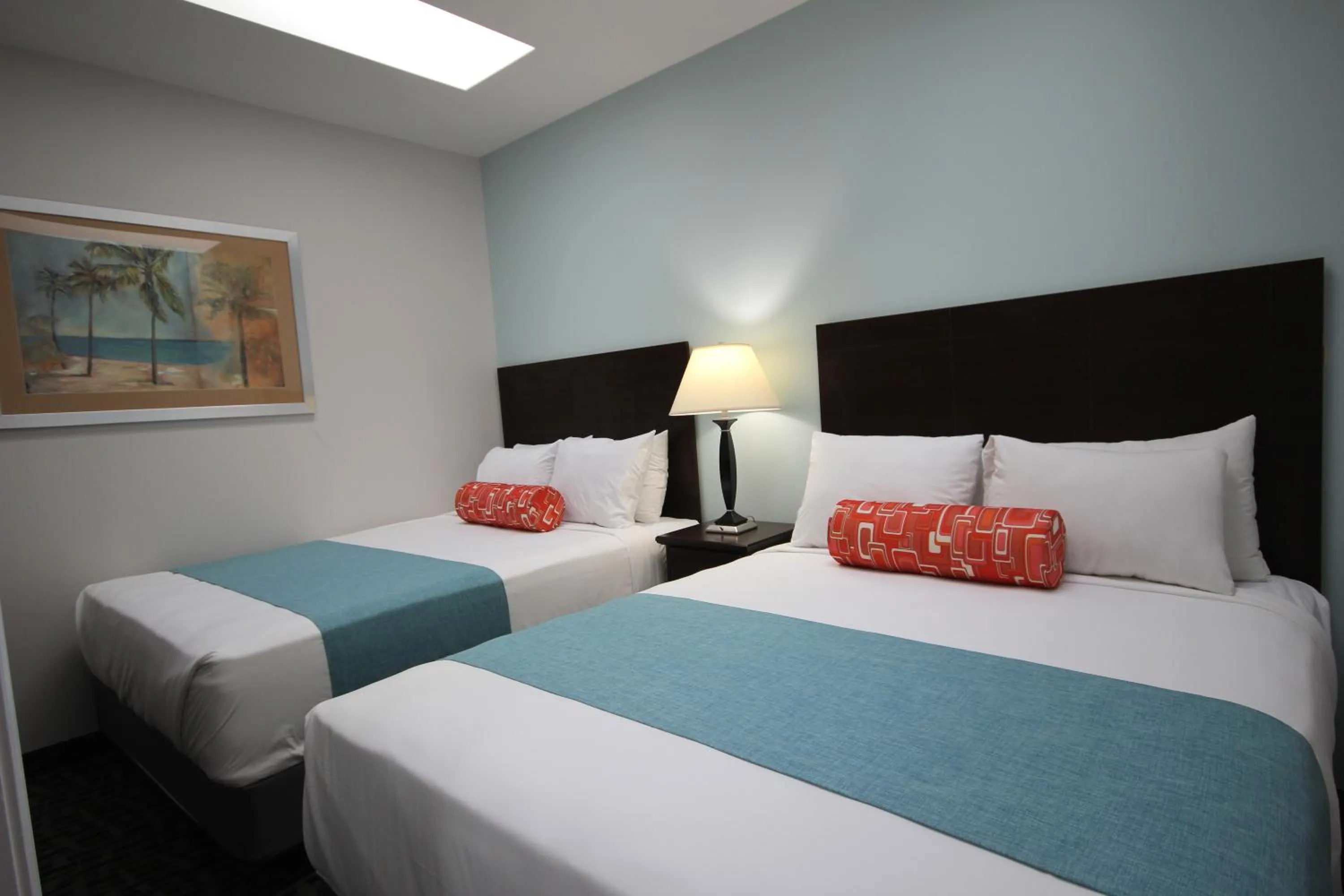 Bedroom, Bed in Monte Carlo Condos Ocean City