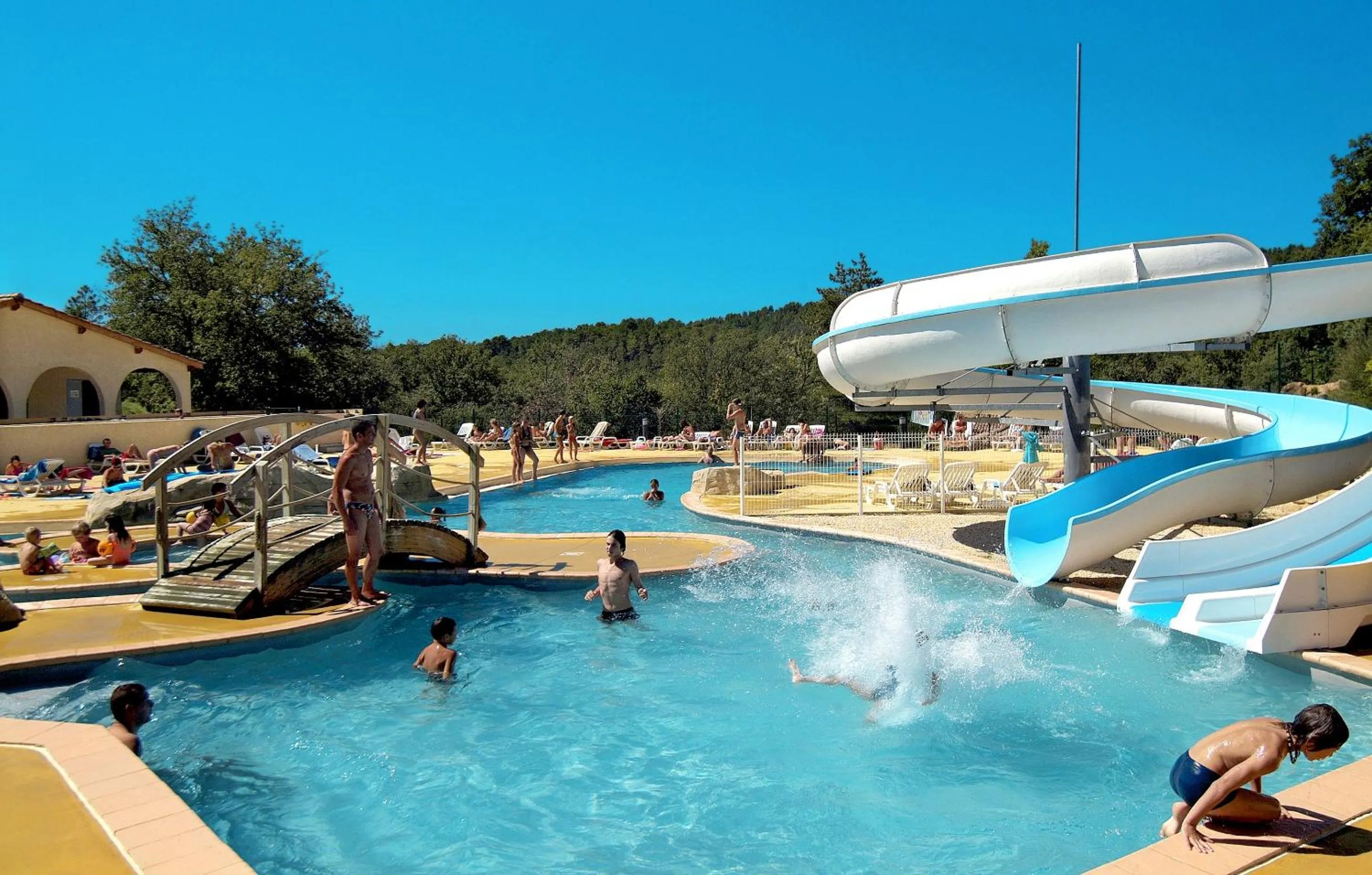 Swimming pool in Résidence Odalys Les Hauts de Salavas