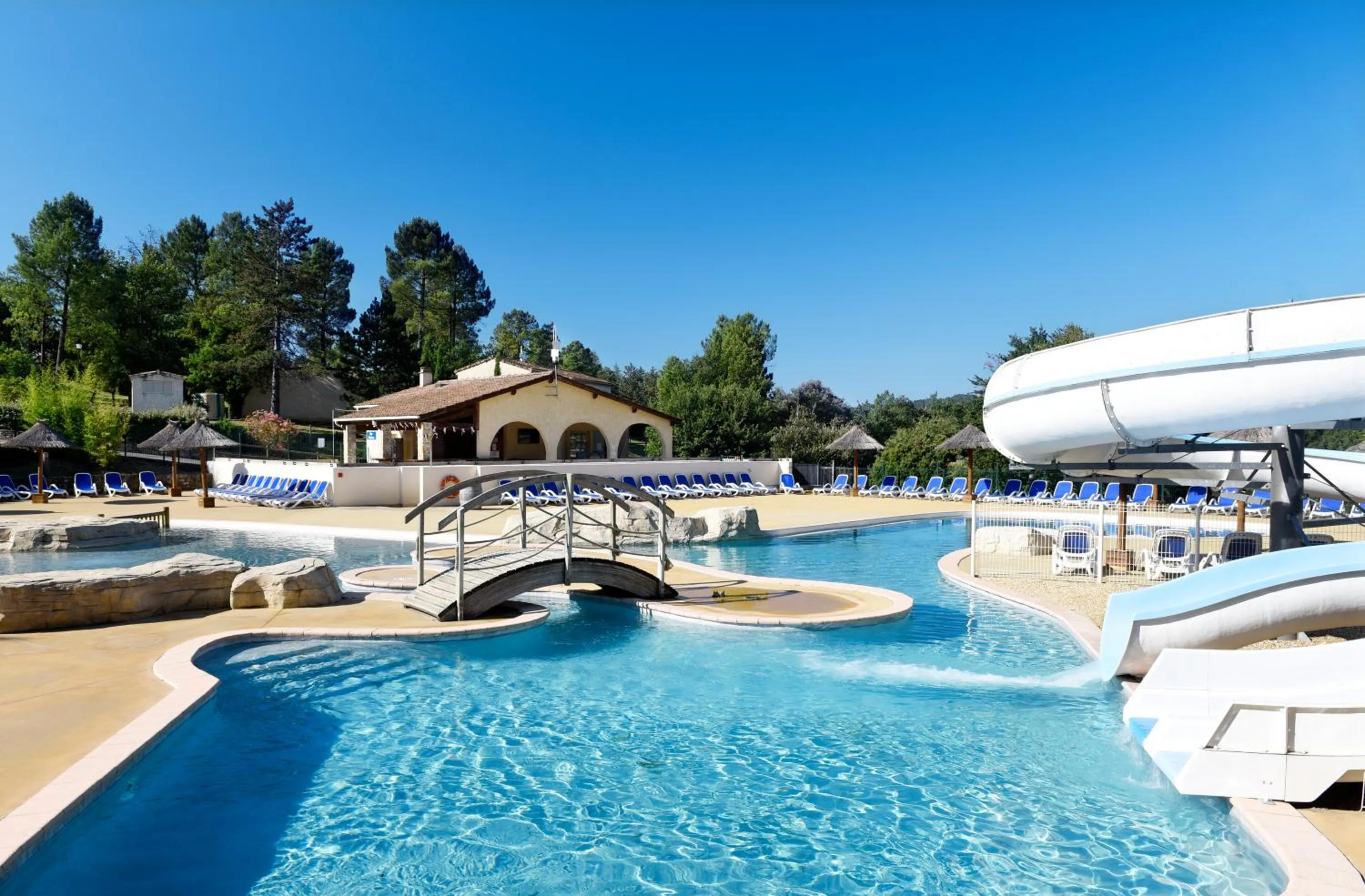 Swimming pool in Résidence Odalys Les Hauts de Salavas