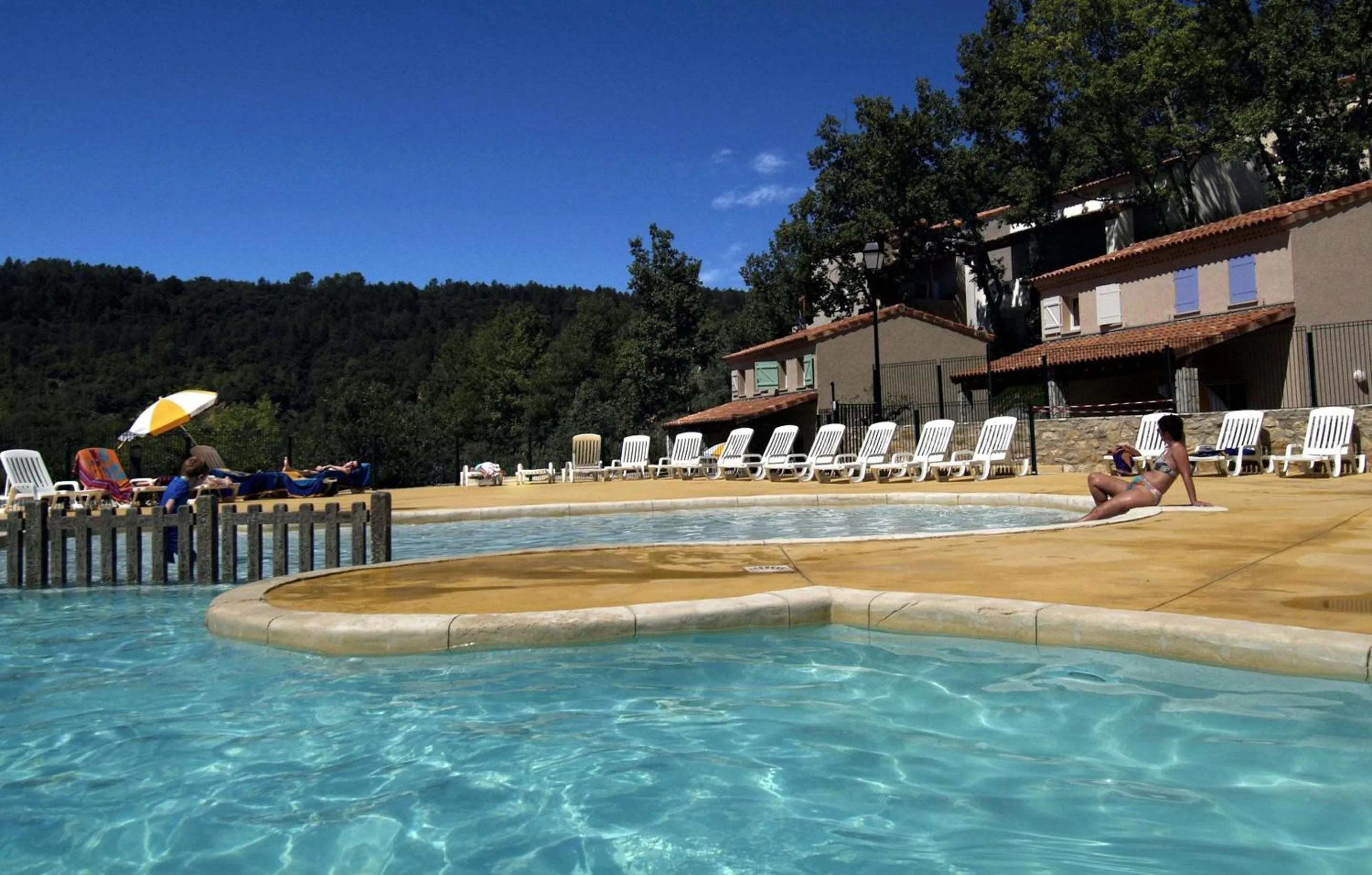Swimming pool in Résidence Odalys Les Hauts de Salavas