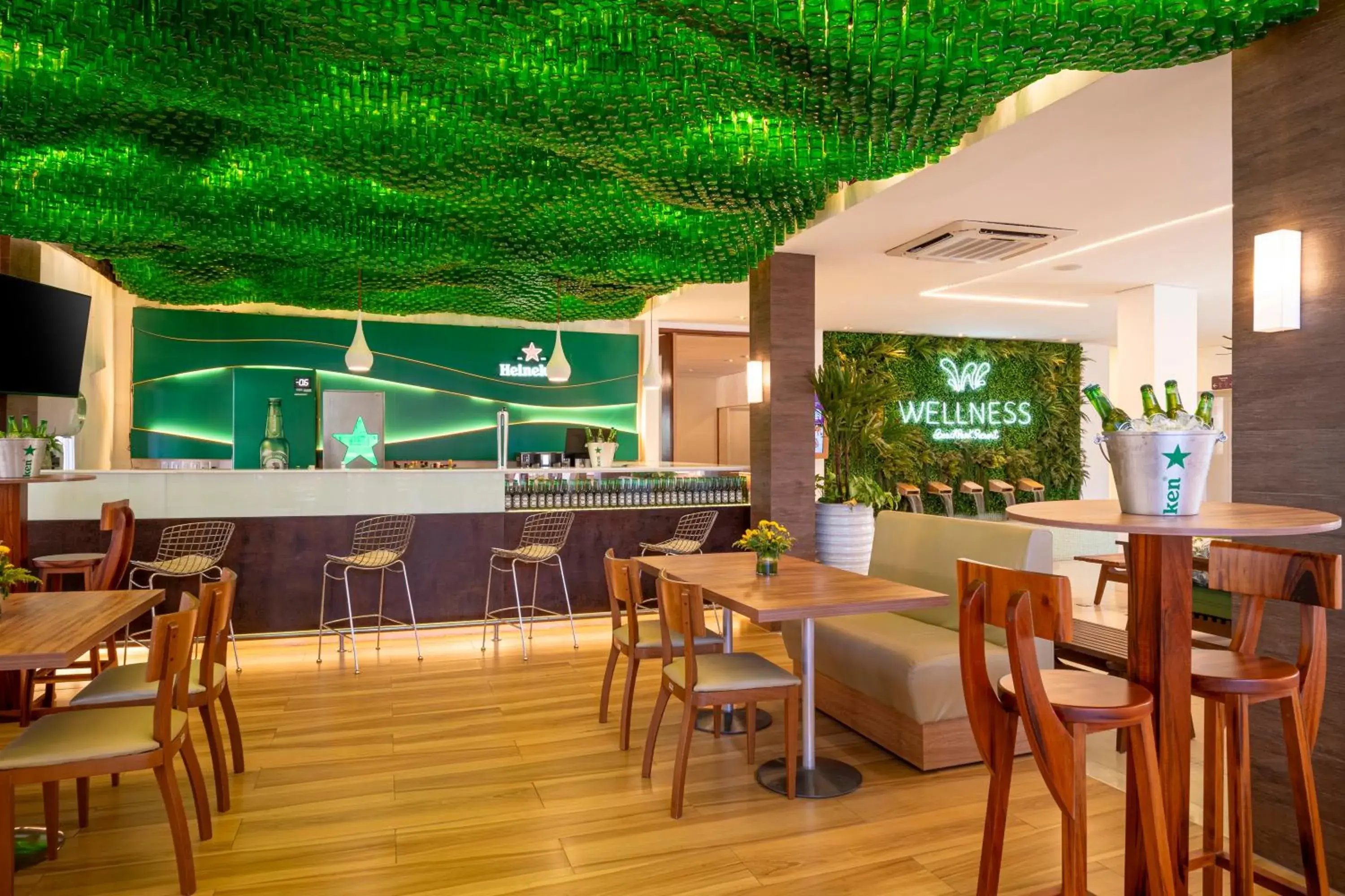 Lounge or bar in Beach Park Resort - Wellness Lounge or bar in Beach Park Resort - Wellness