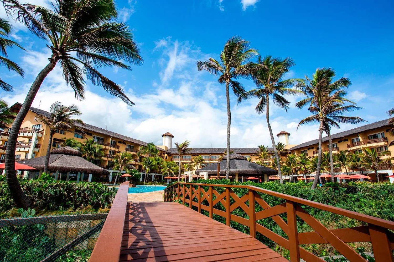 Property building in Beach Park Resort - Suites