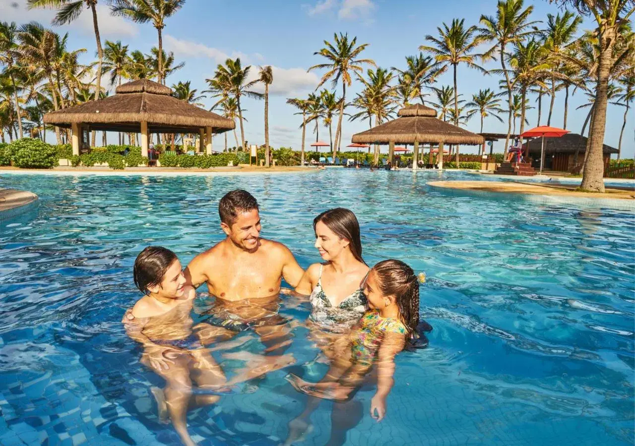 Swimming pool in Beach Park Resort - Suites Swimming pool in Beach Park Resort - Suites