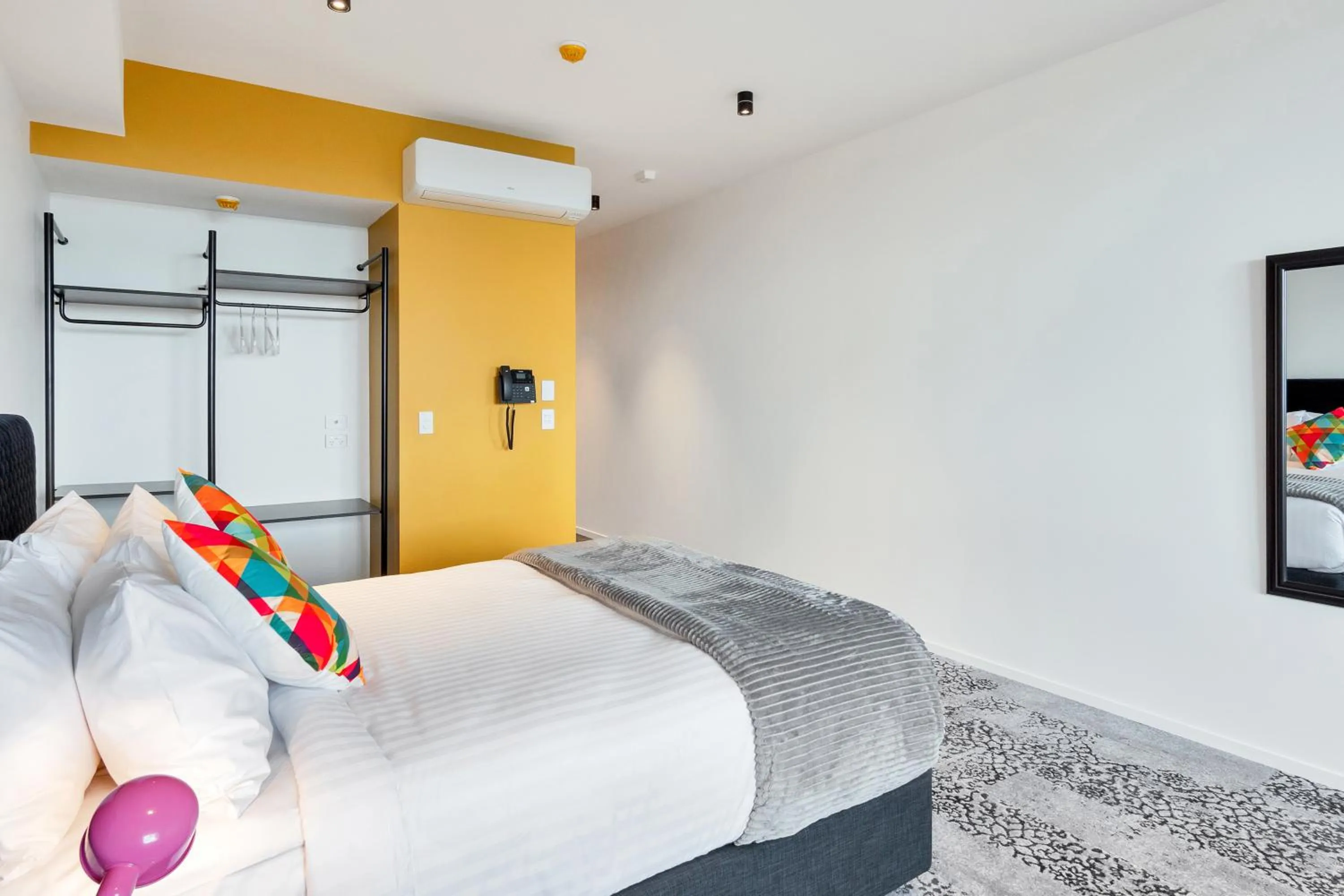 Bedroom in Roomie Apartment Hotel