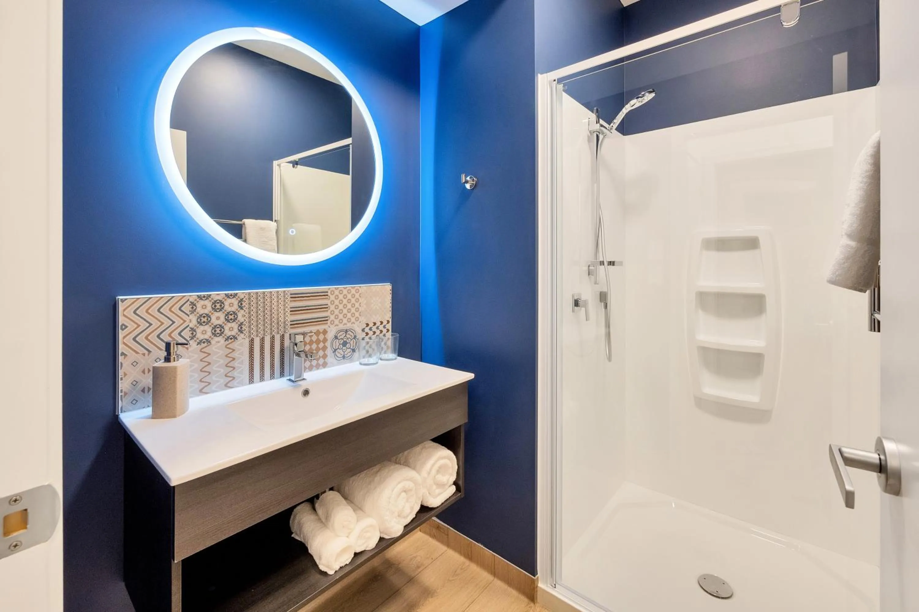 Bathroom in Roomie Apartment Hotel