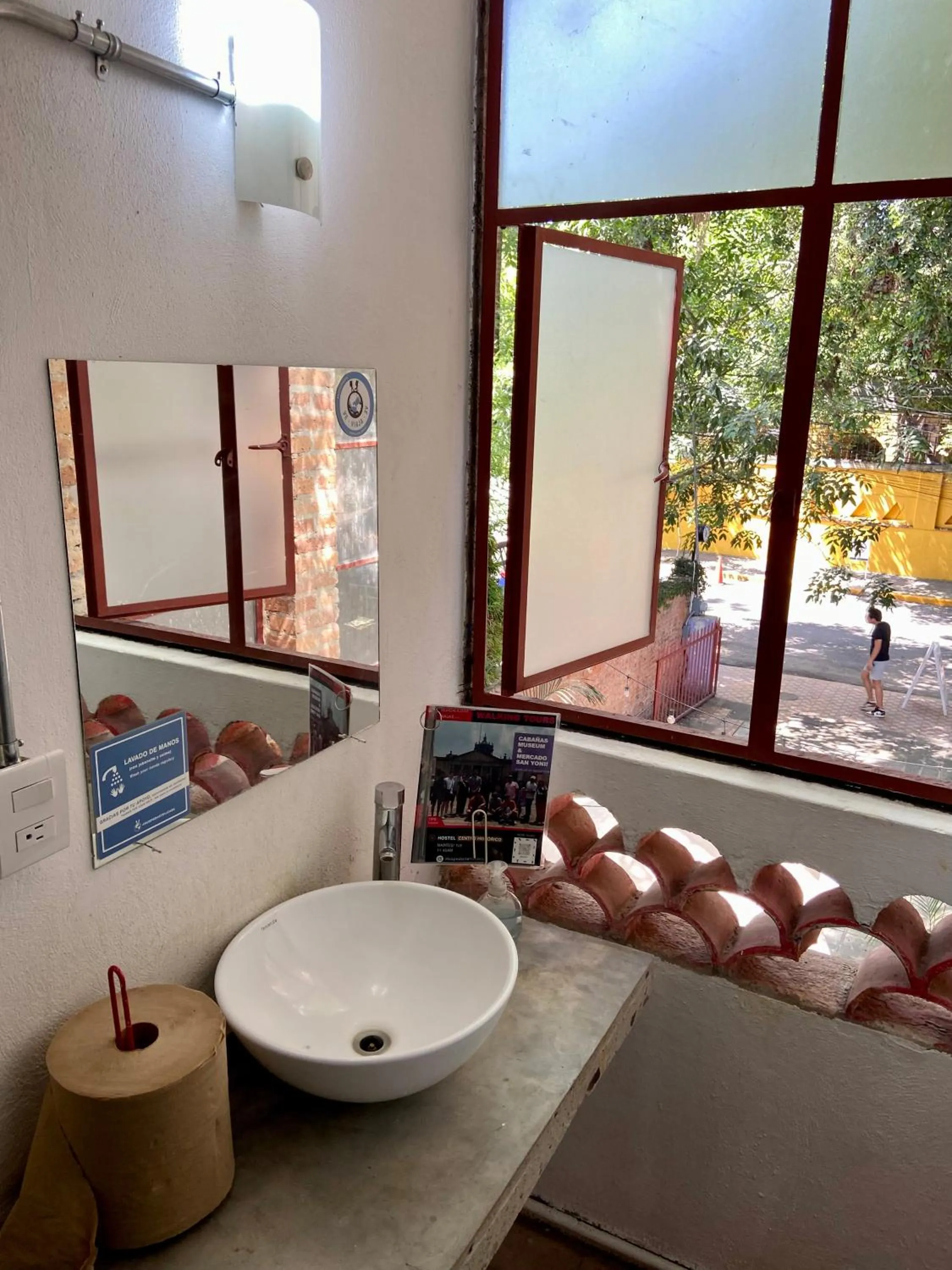 Public Bath in Hostel Hospedarte Chapultepec