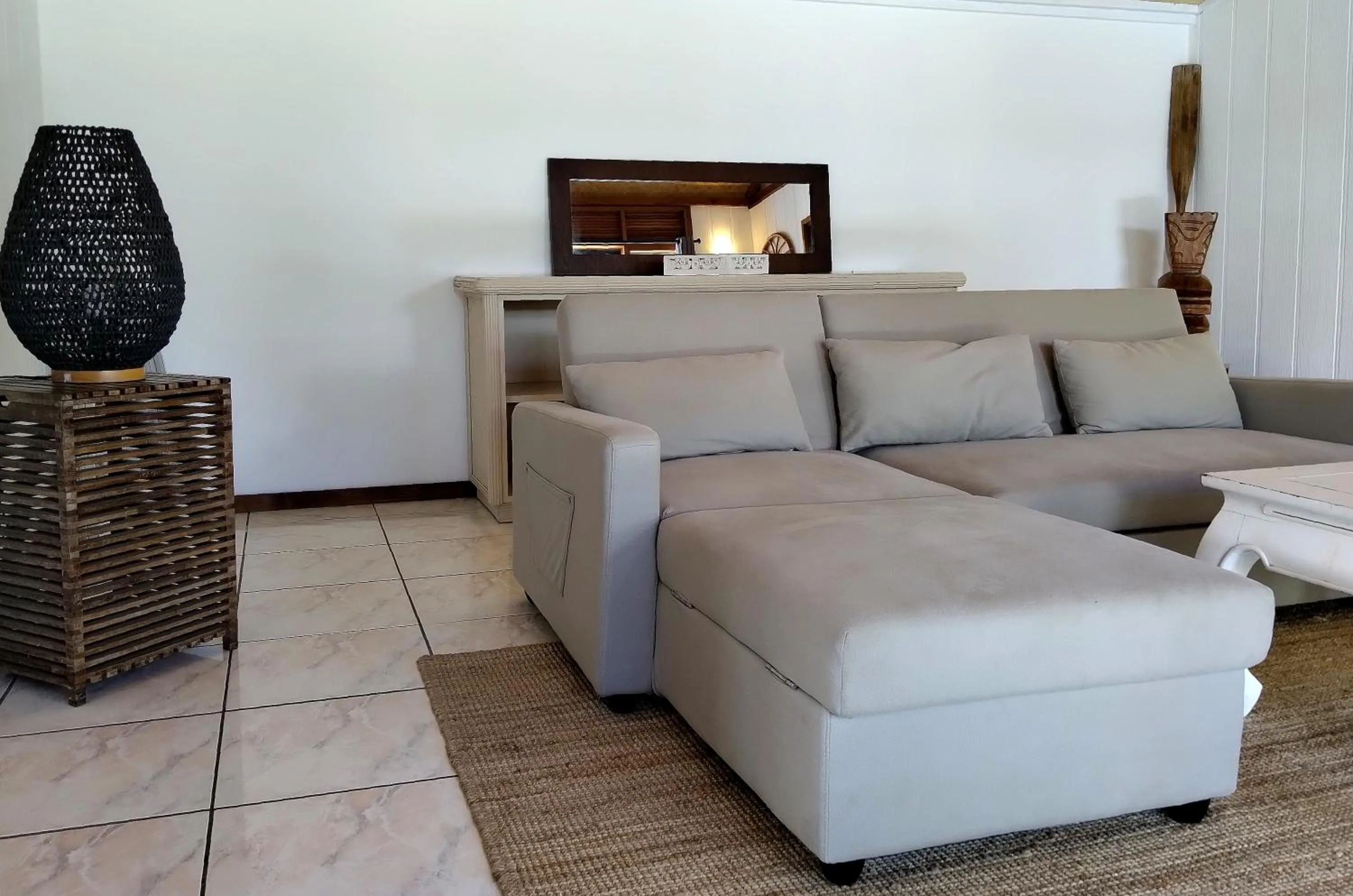 Moorea Island Beach Hotel