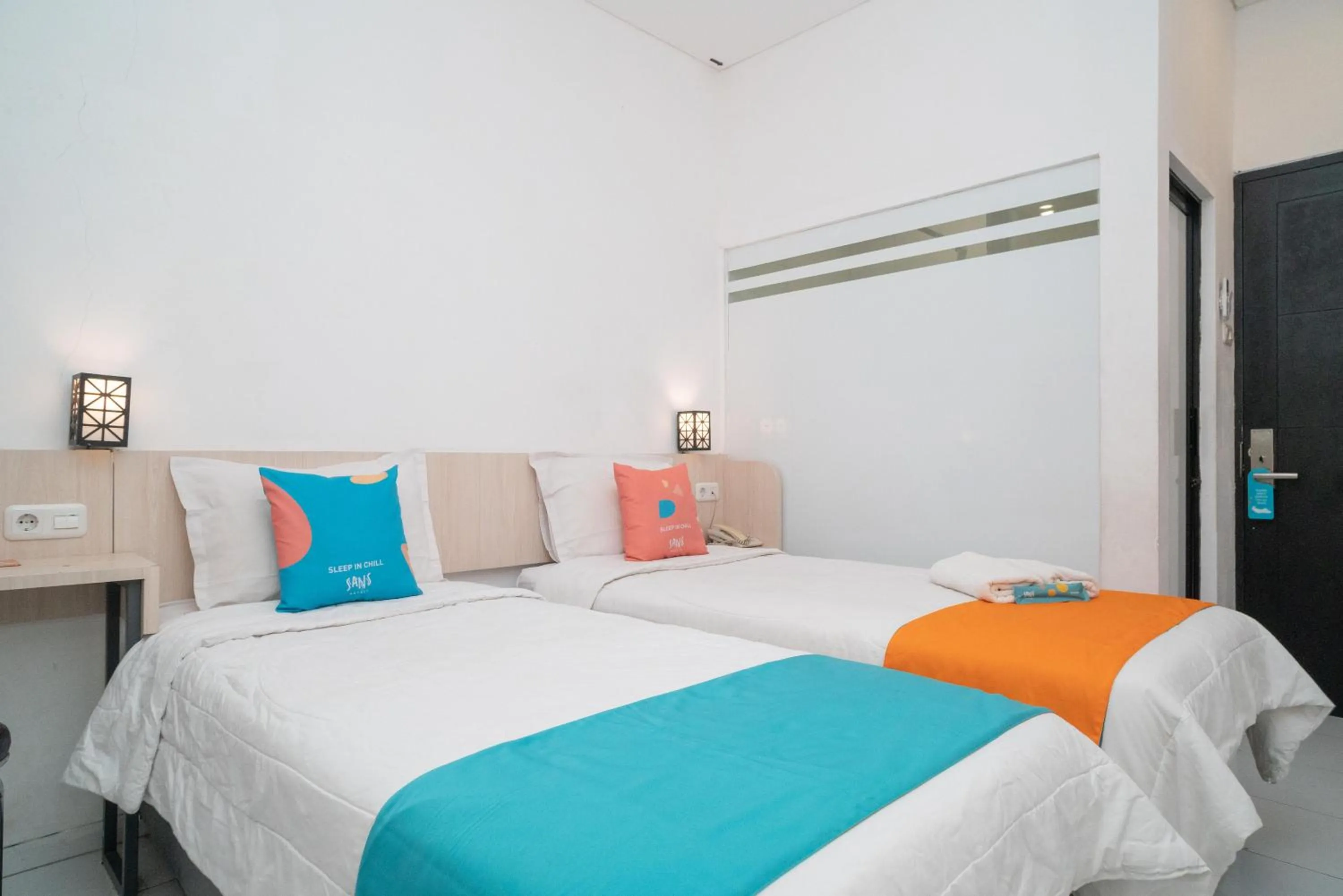 Bedroom, Bed in Sans Hotel FiFFa Premiere Malang