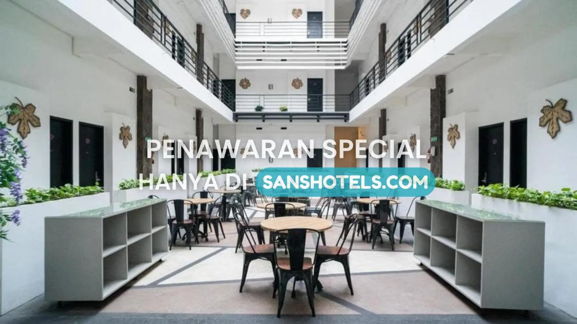 Property building in Sans Hotel FiFFa Premiere Malang