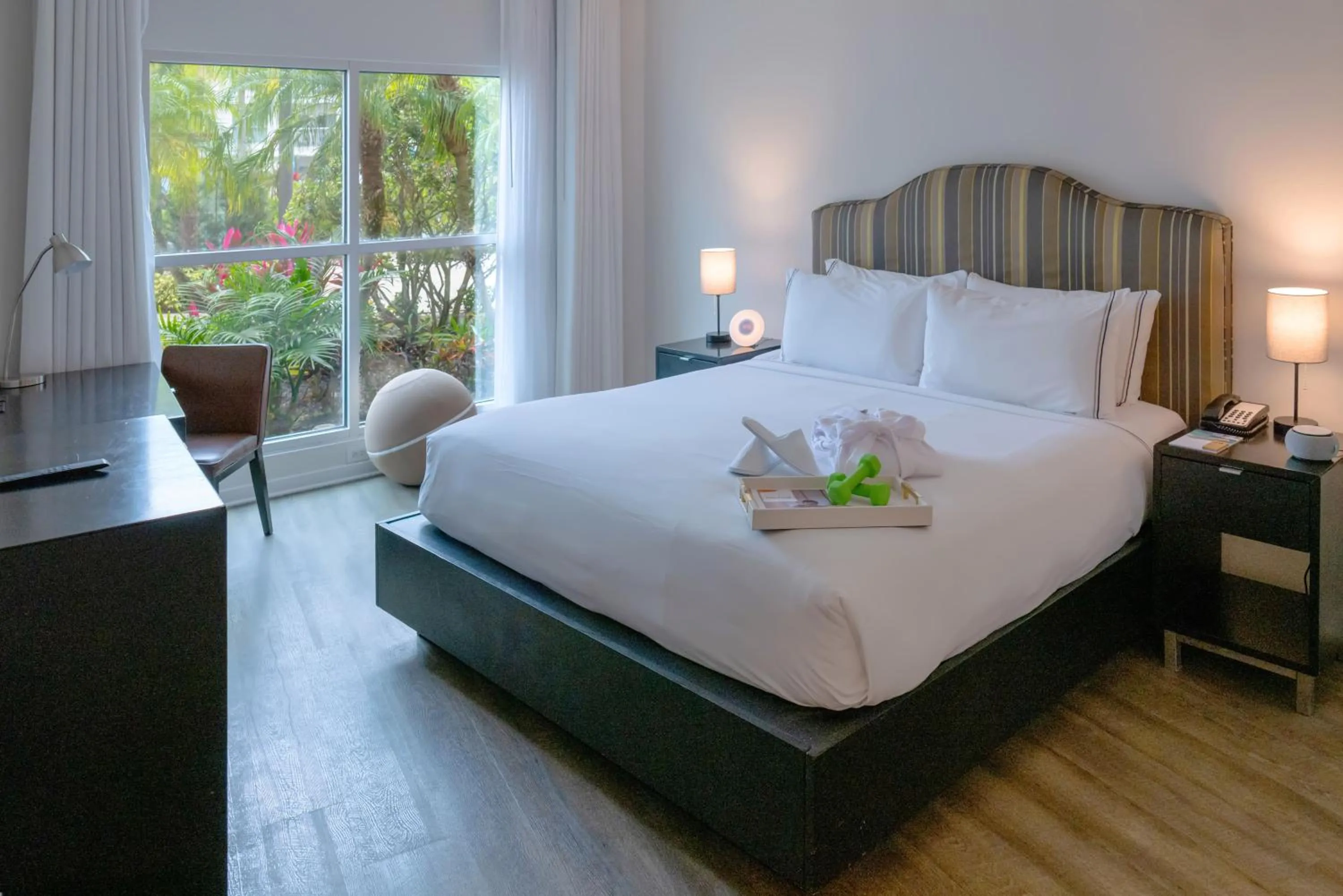 Bed in Meliá Orlando Celebration