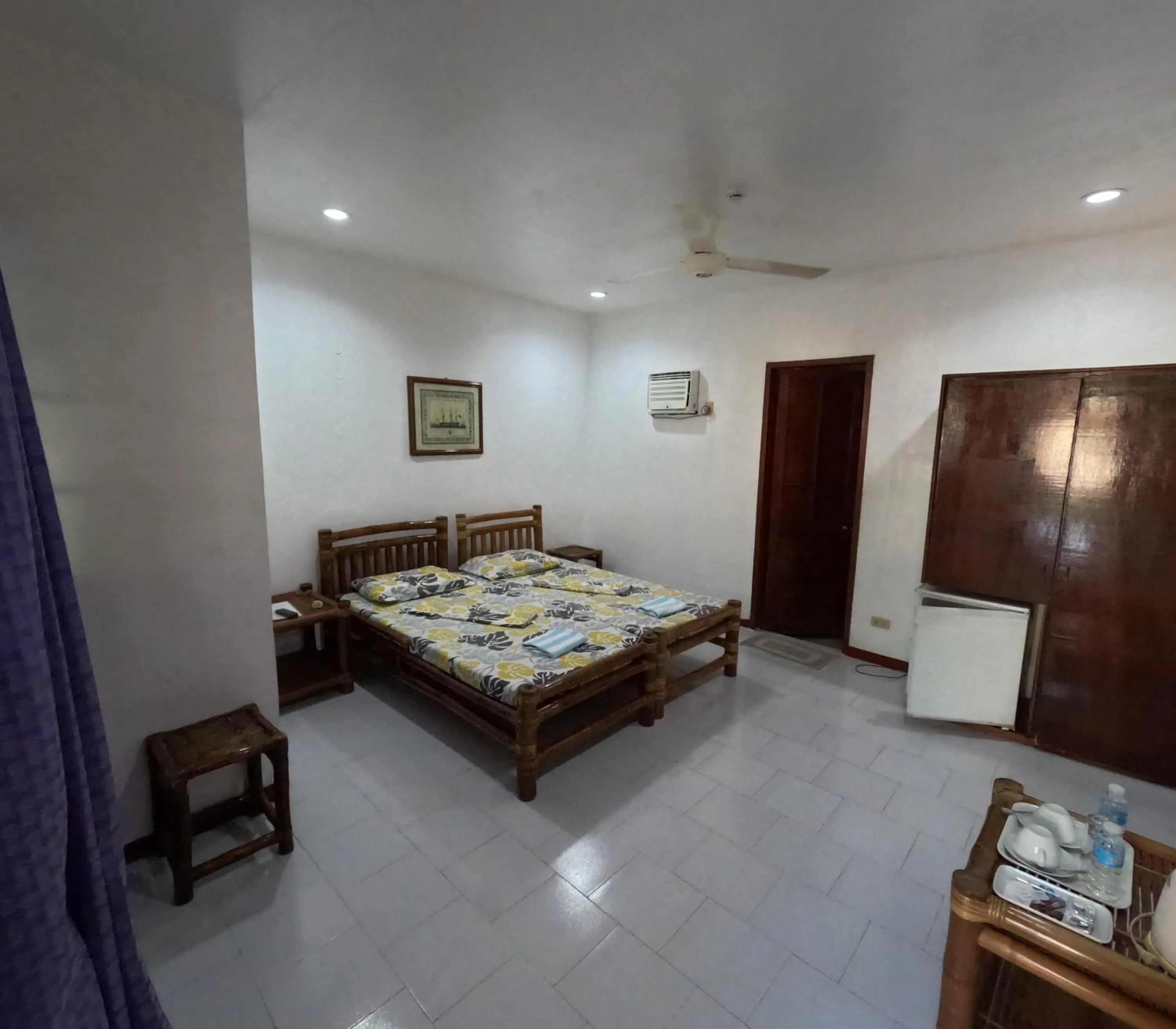 Bed in Marina Village