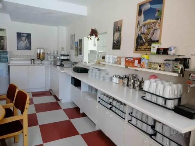 Restaurant/places to eat in Shakespeare Inn