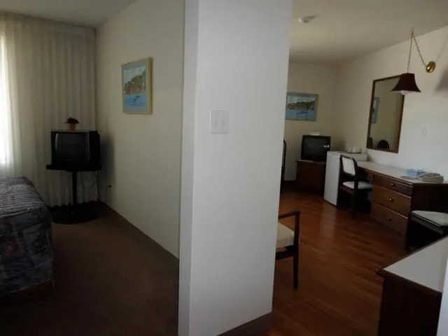 Photo of the whole room, Bed in Shakespeare Inn