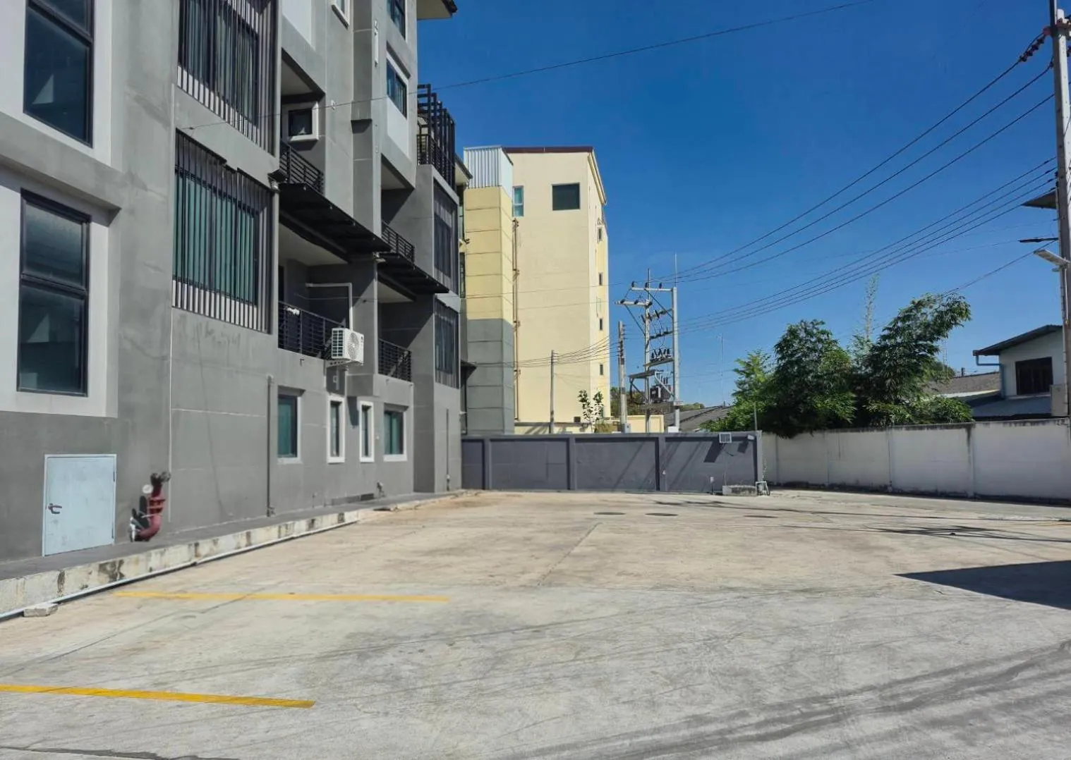 Parking in Mybed Chonburi