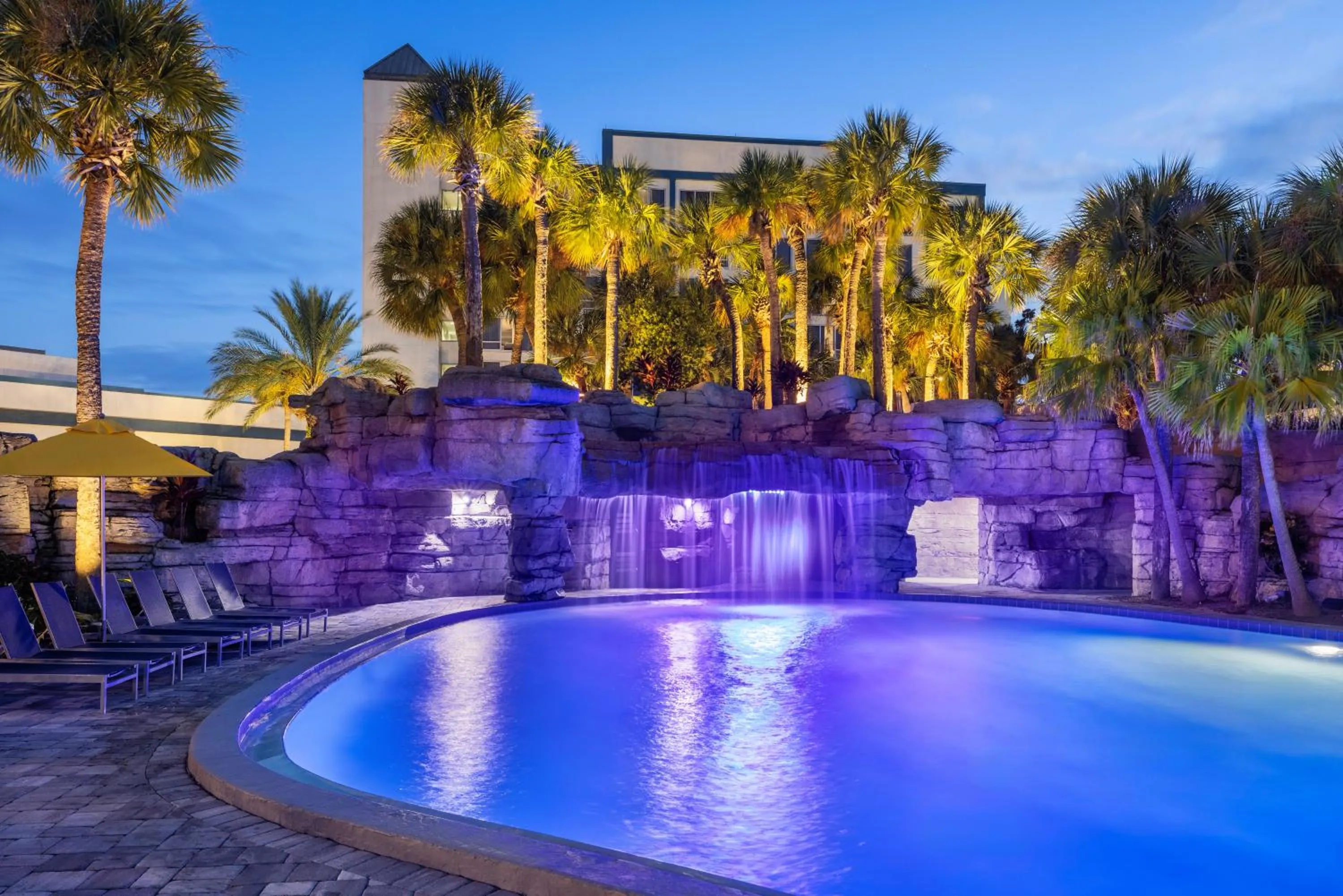 Swimming pool in Delta Hotels by Marriott Orlando Celebration