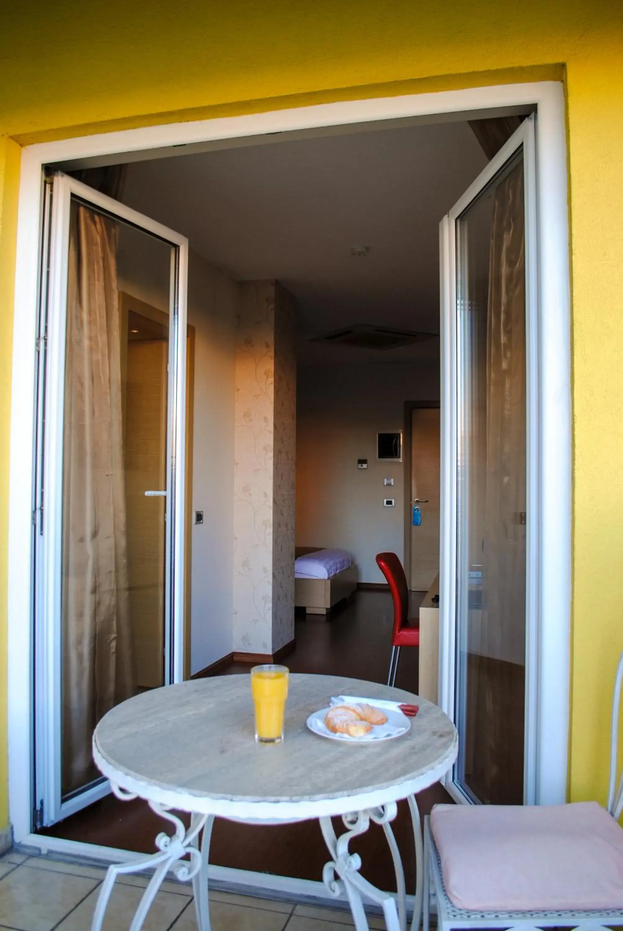 Property building in Sky 2 Hotel Tirana Property building in Sky 2 Hotel Tirana