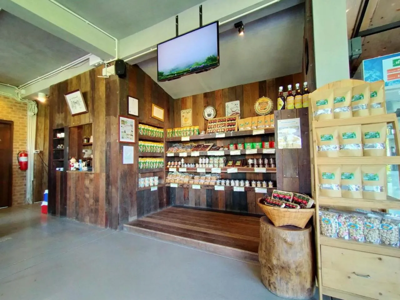 Restaurant/places to eat in Arabica Khaokho