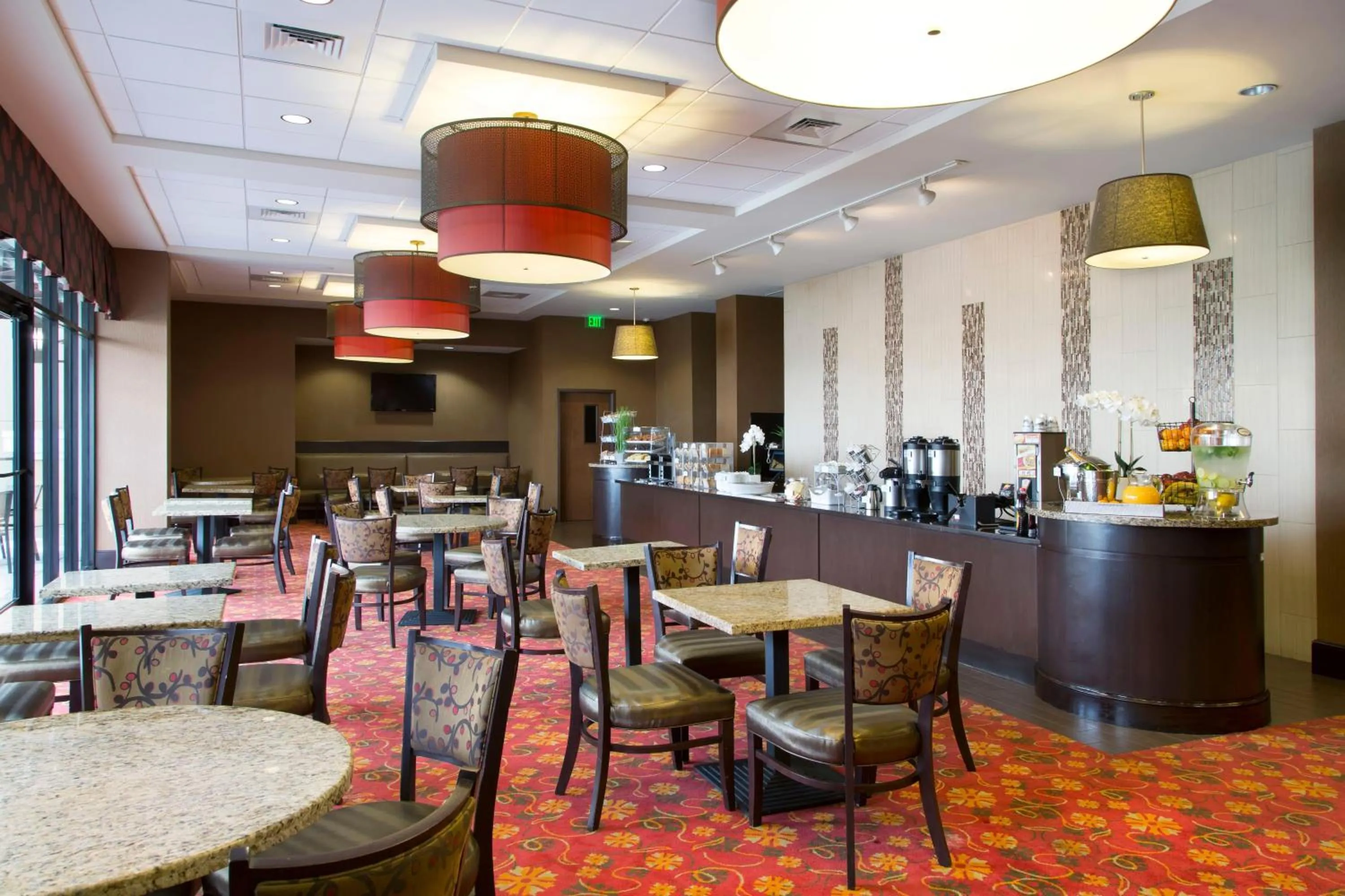 Restaurant/places to eat in Ramada Plaza by Wyndham Orlando Resort & Suites Intl Drive - Newly Renovated!