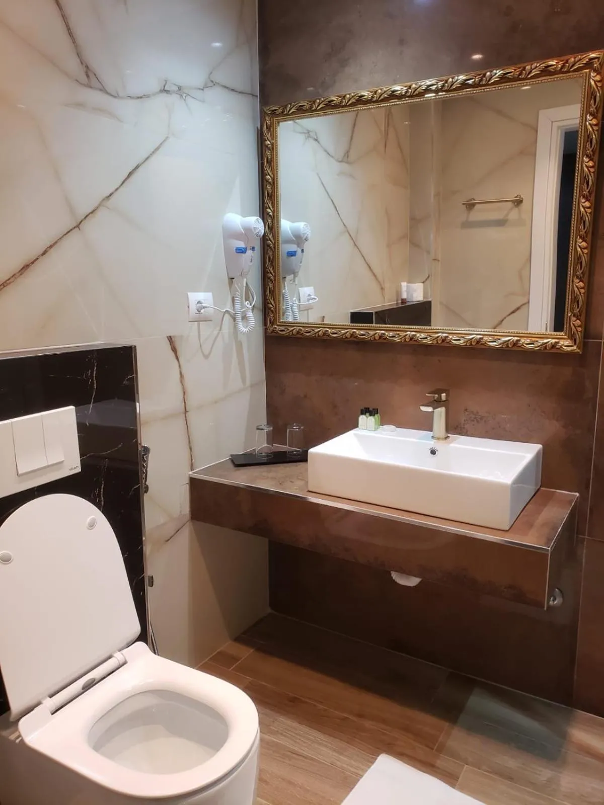 Hotel Royal Saranda