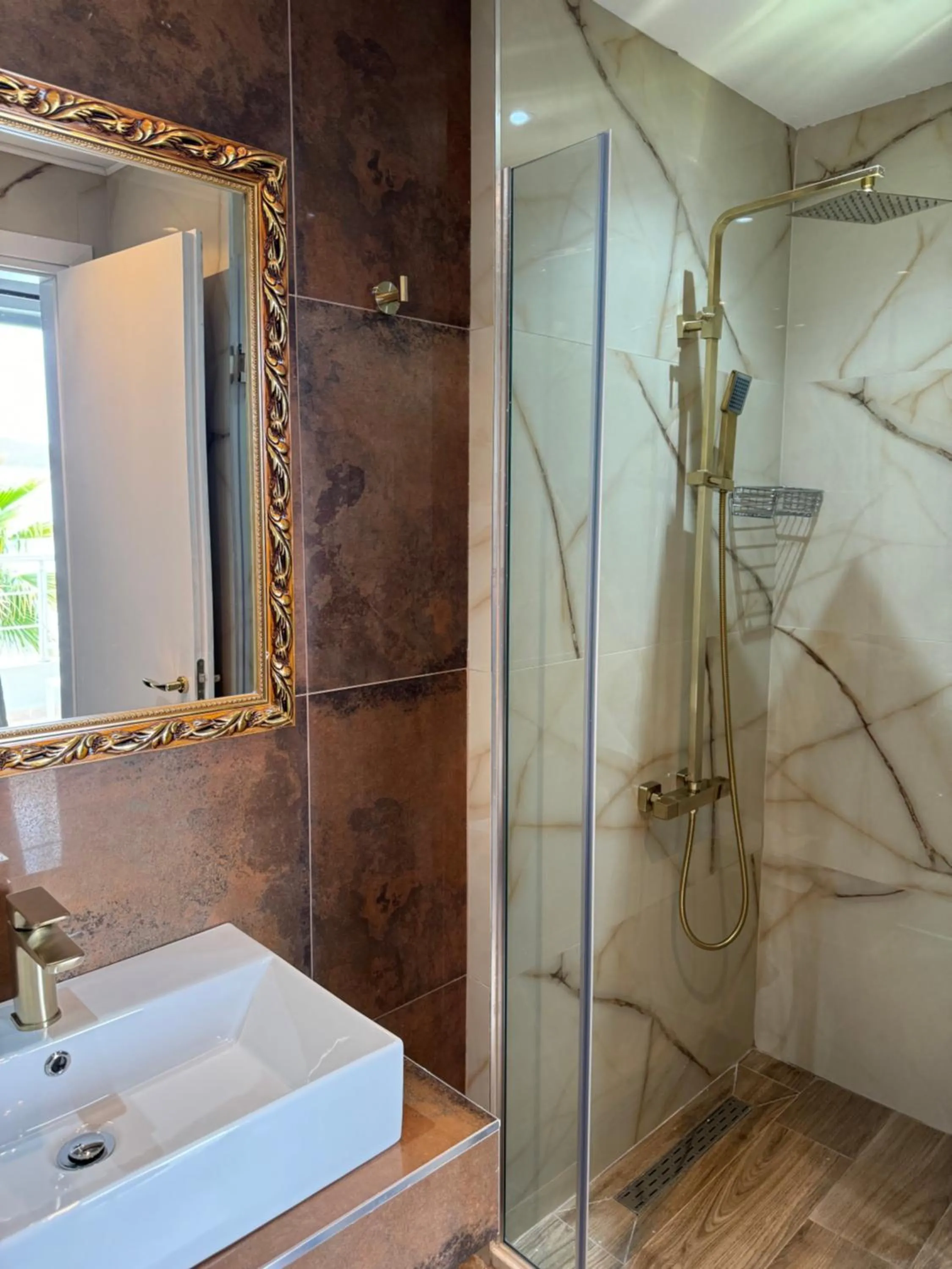 Hotel Royal Saranda