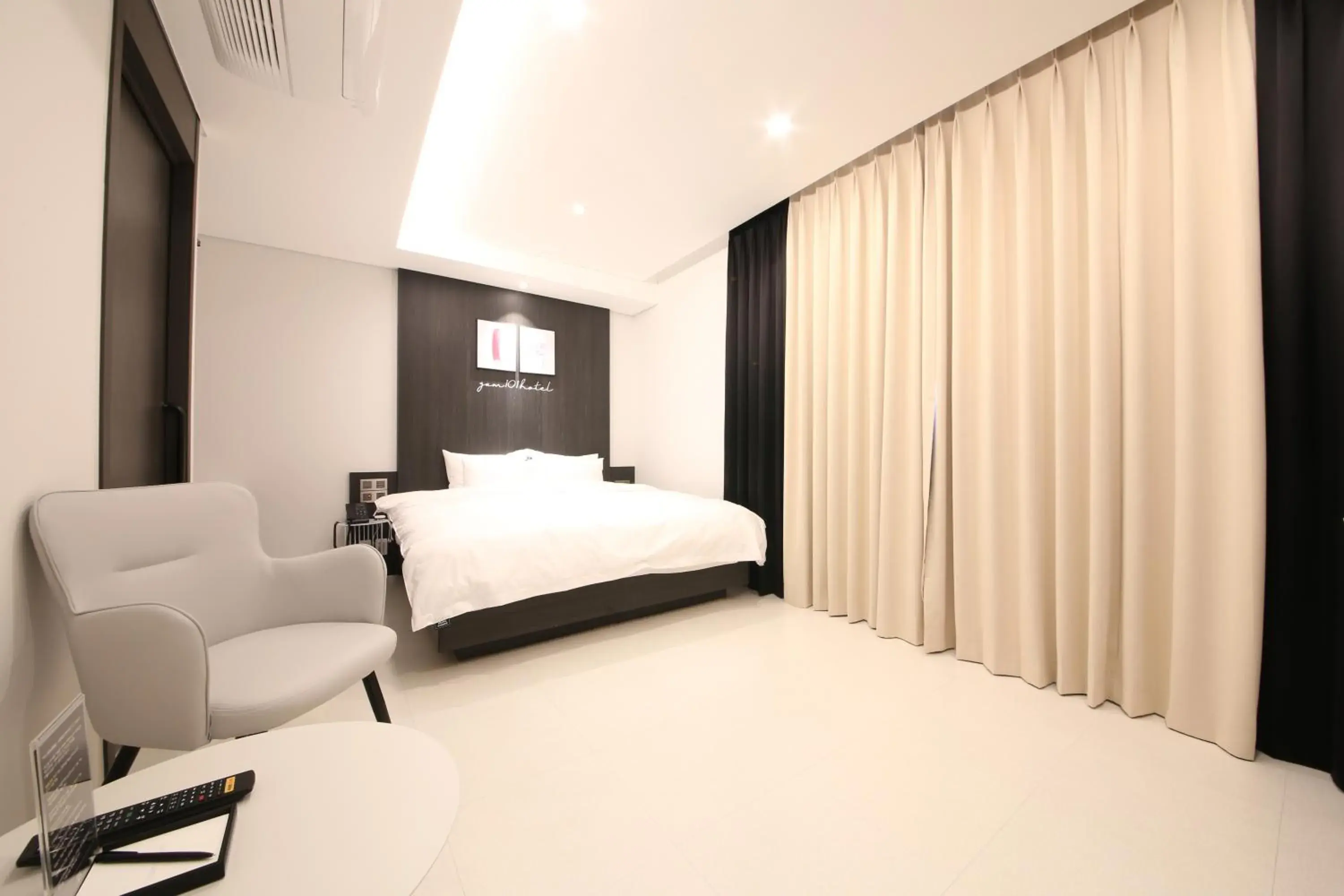 Bedroom, Bed in Zam 101 Bedroom, Bed in Zam 101