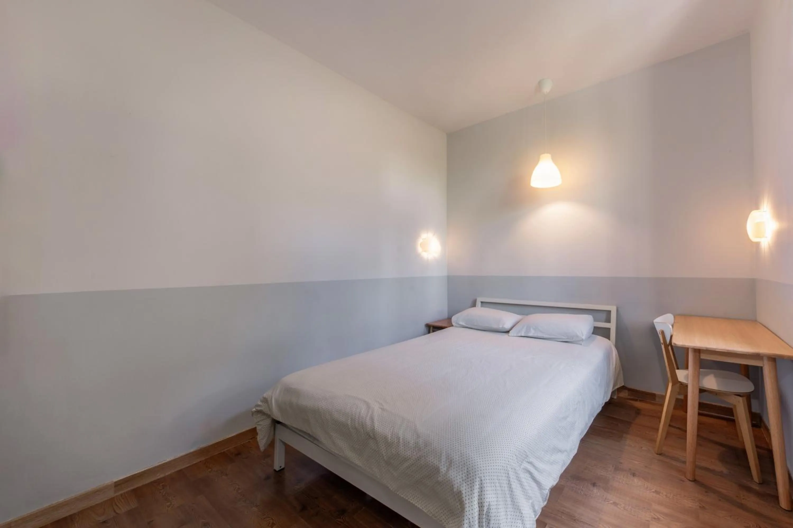 Bed in Shenzhen Loft Youth Hostel