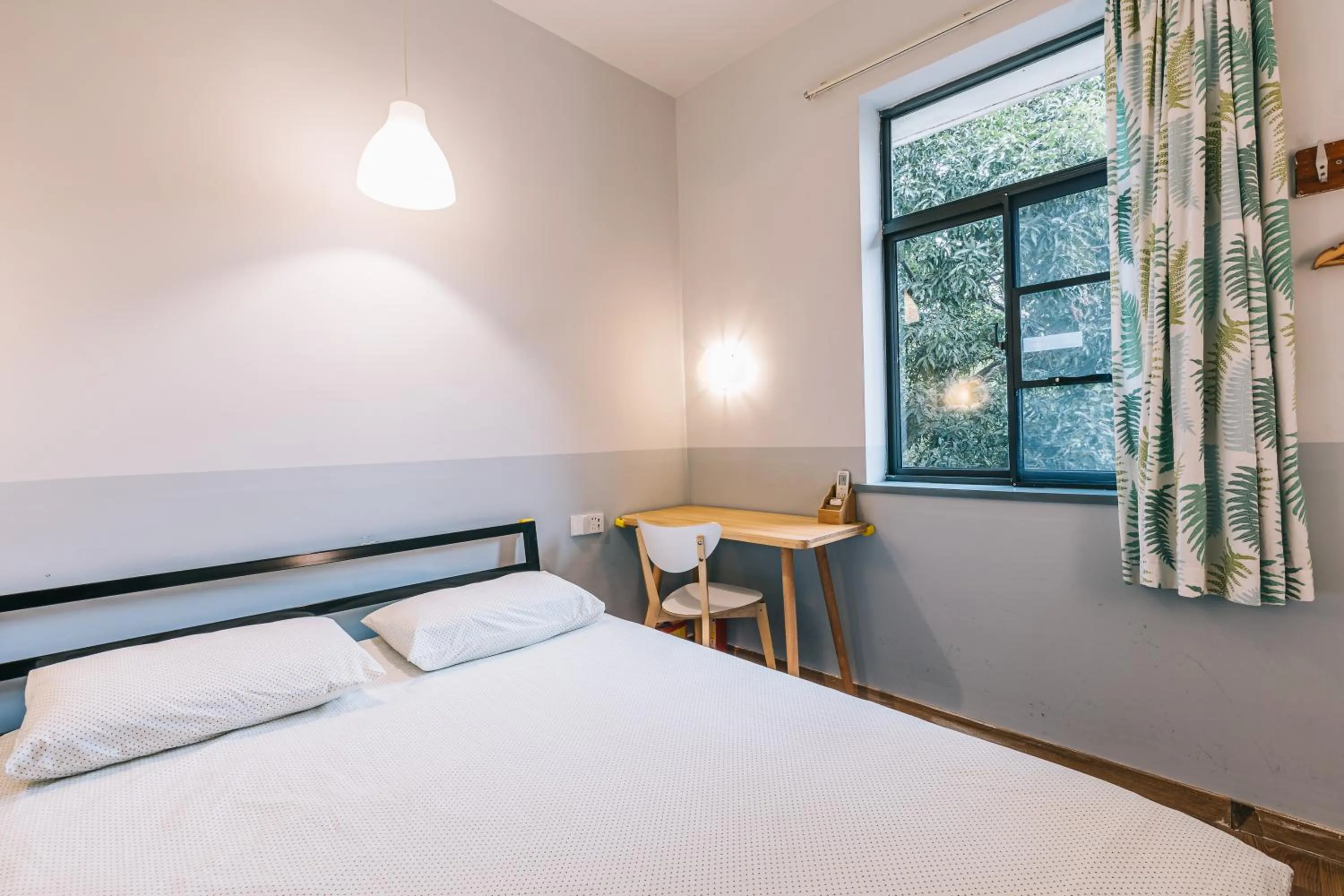 Bed in Shenzhen Loft Youth Hostel