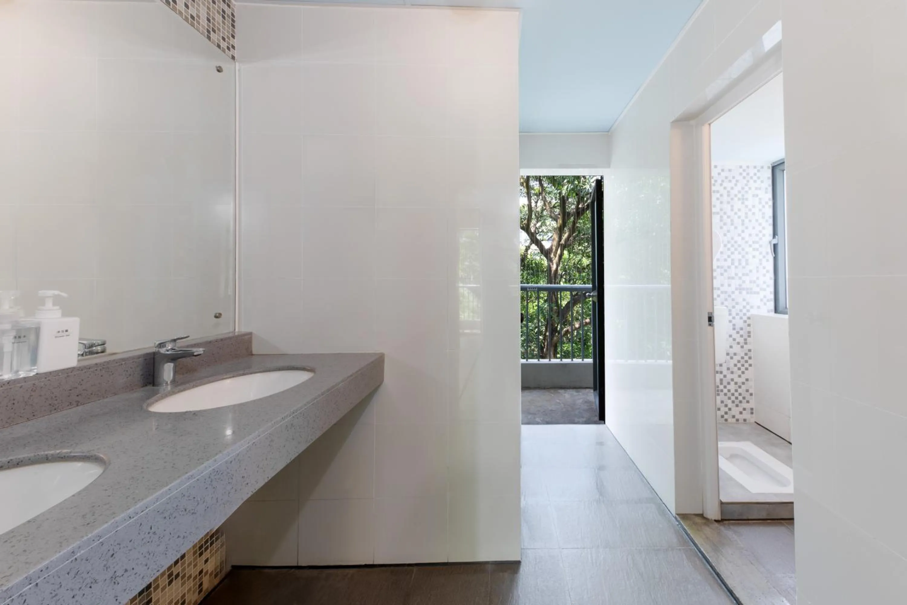 Shenzhen Loft Youth Hostel