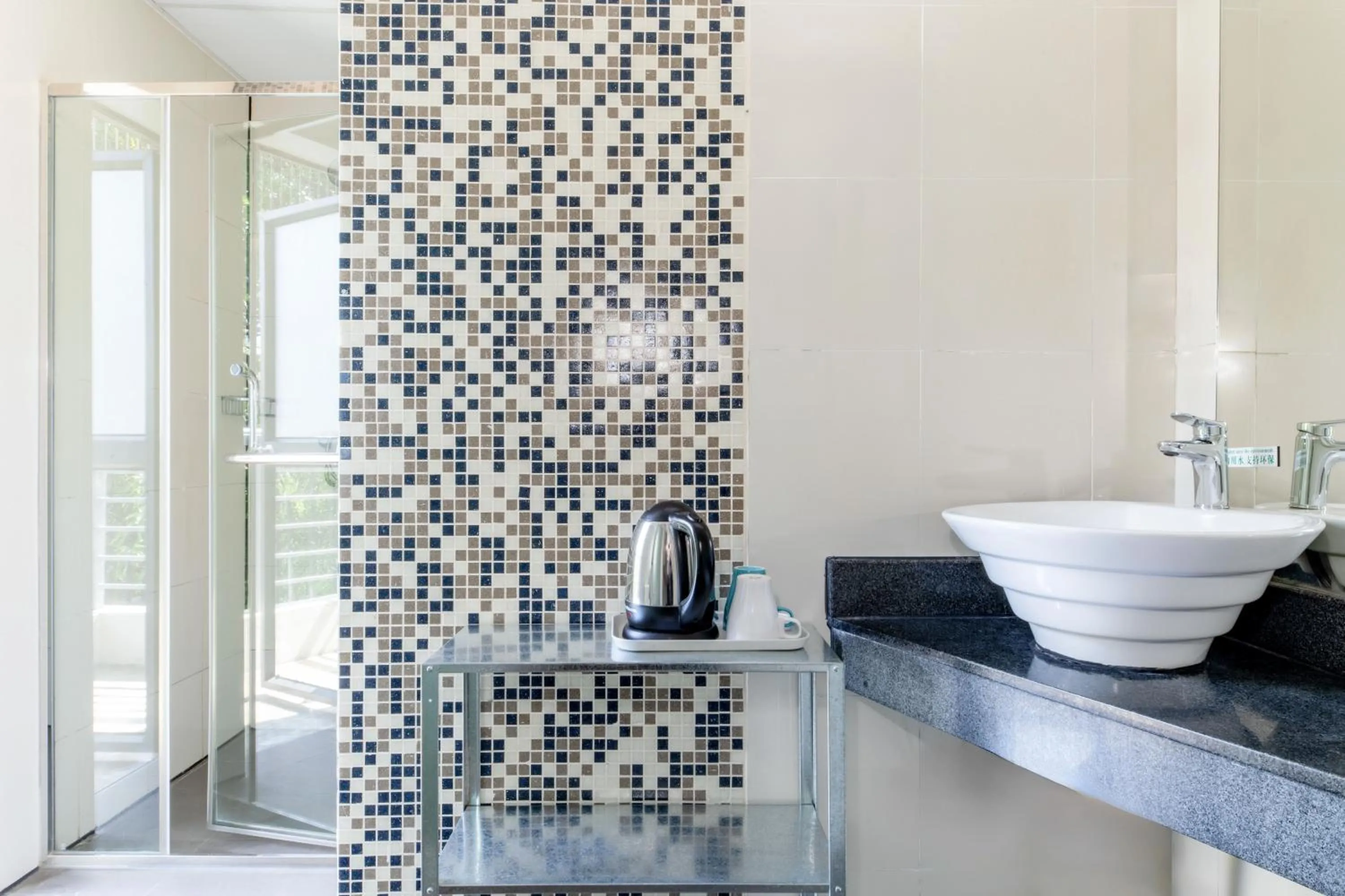 Shenzhen Loft Youth Hostel