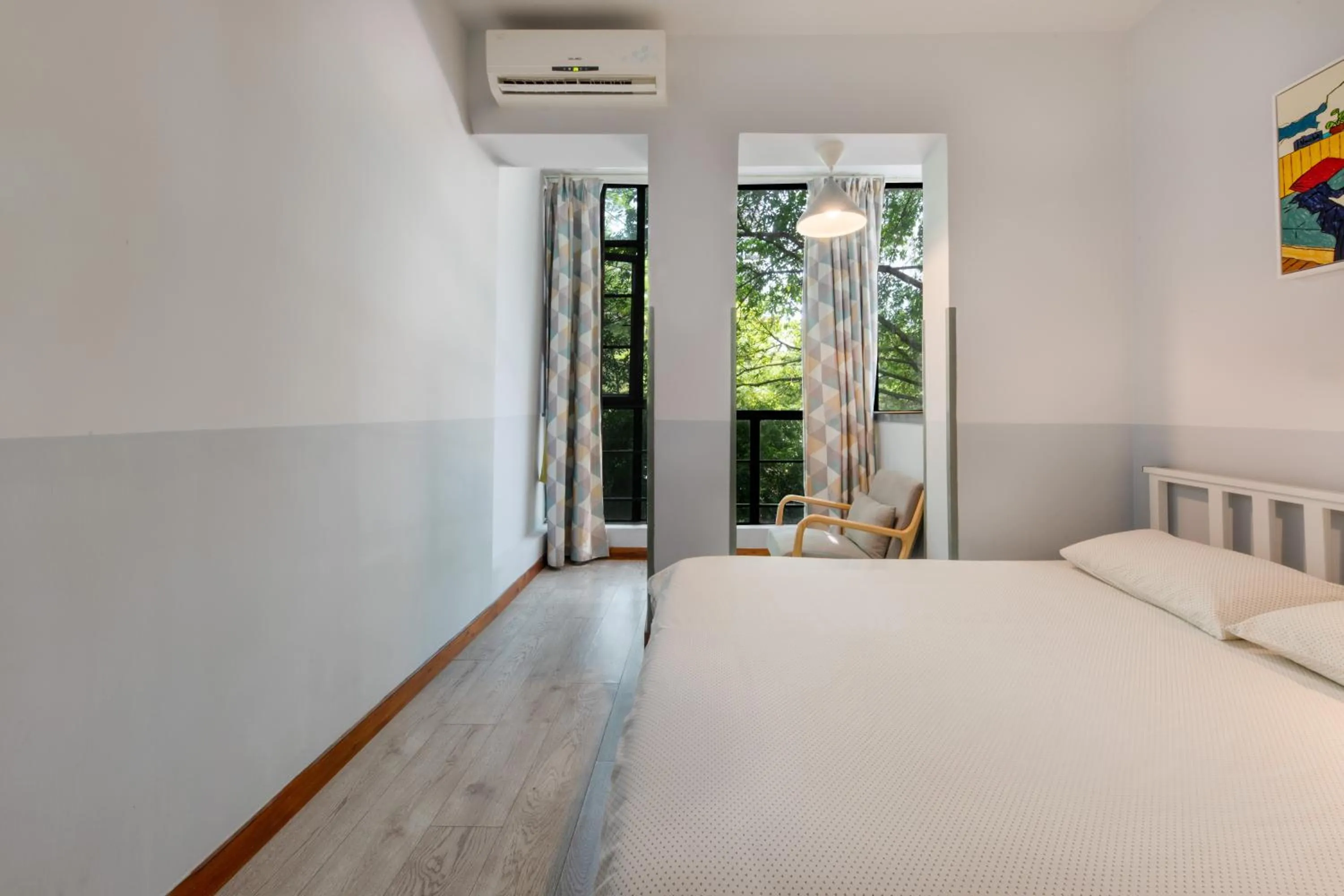 Bed in Shenzhen Loft Youth Hostel