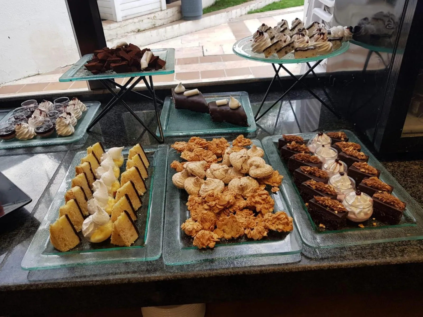 Food and drinks in Gai Beach Hotel