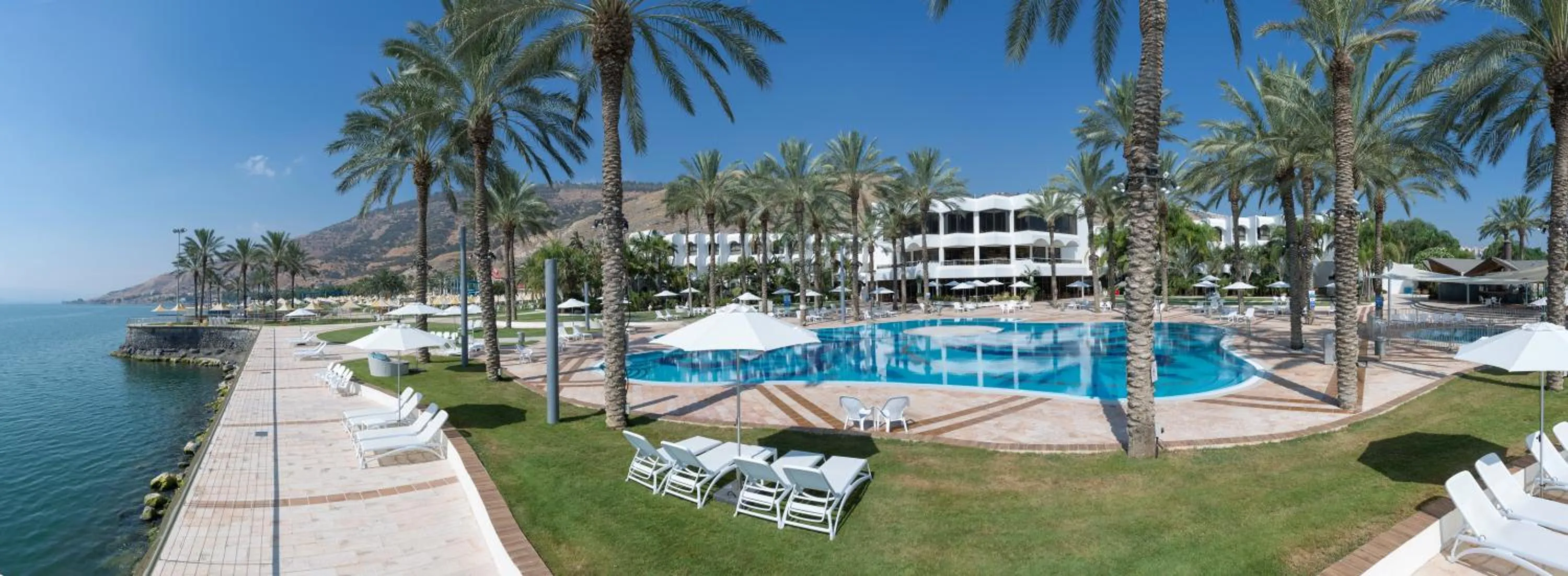 Pool view in Gai Beach Hotel