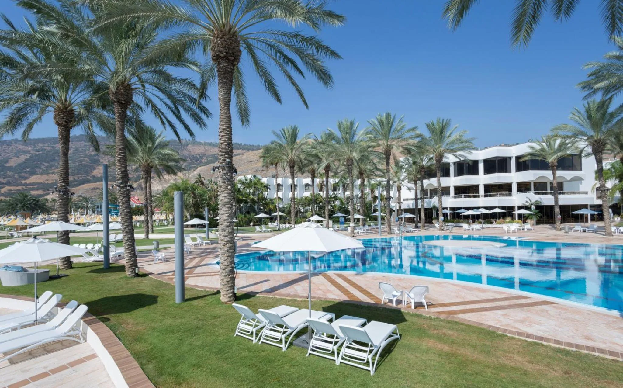 Day in Gai Beach Hotel