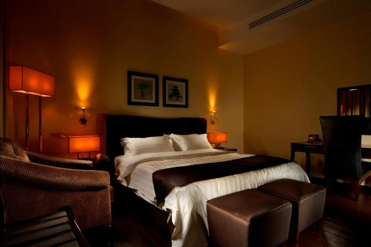 Bed in Zara Continental Hotel