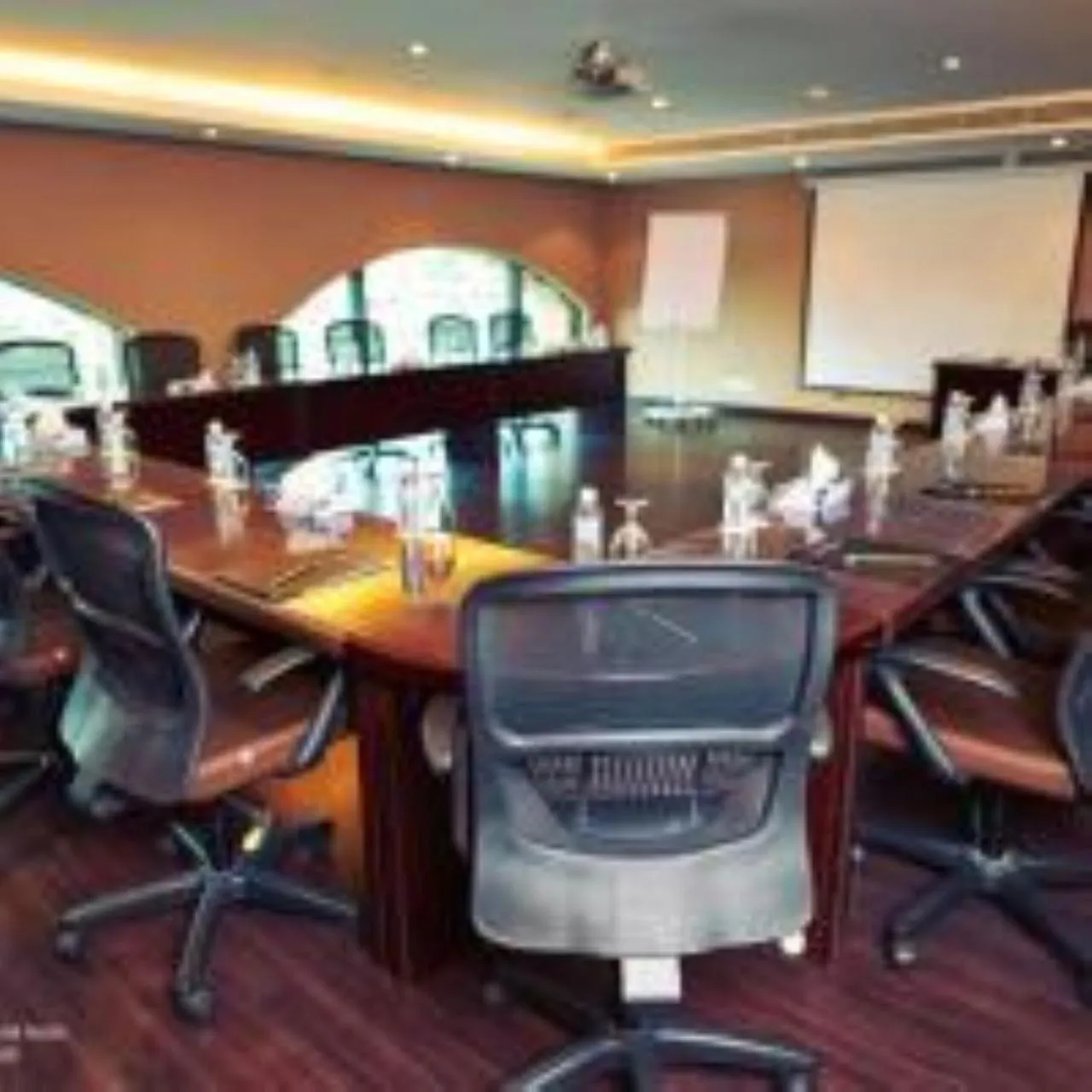 Meeting/conference room in Zara Continental Hotel