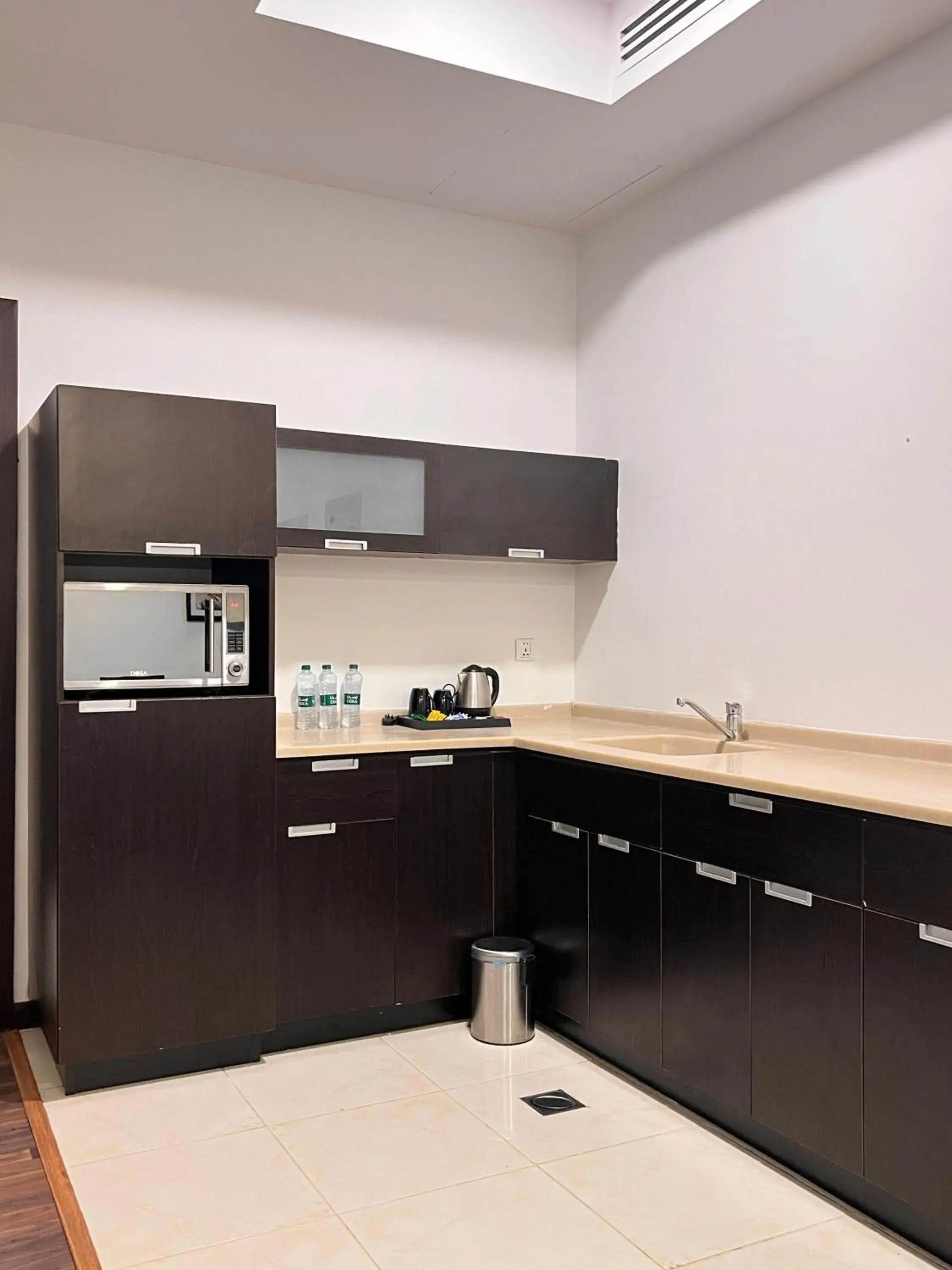 Kitchen or kitchenette in Zara Continental Hotel Kitchen or kitchenette in Zara Continental Hotel