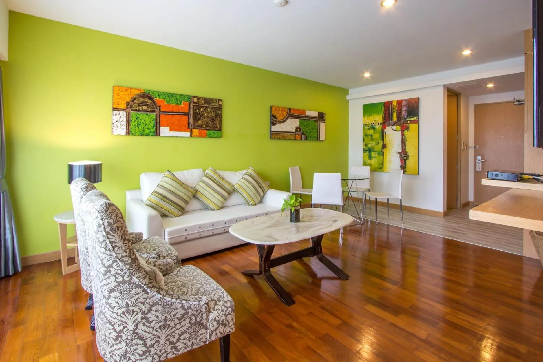 Living room in Mamaison Hotel