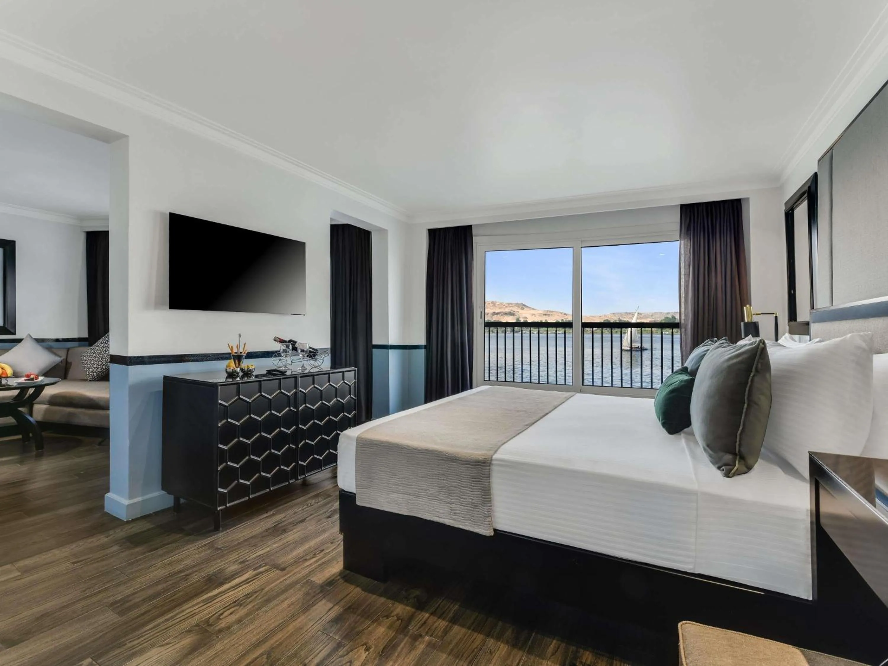 Bedroom, Bed in Movenpick MS Hamees