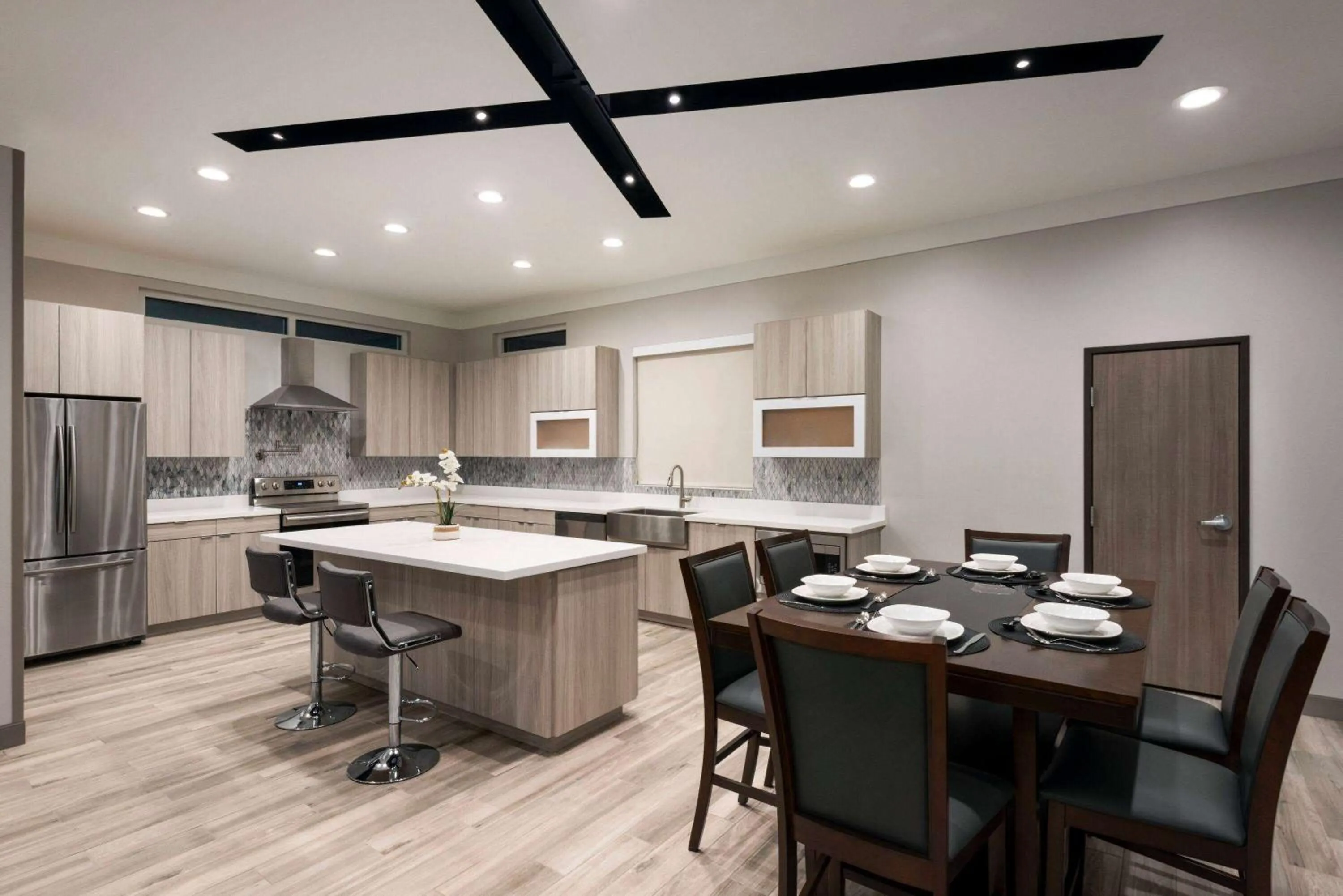 Photo of the whole room in Days Inn by Wyndham Beaumont West I-10 Walden