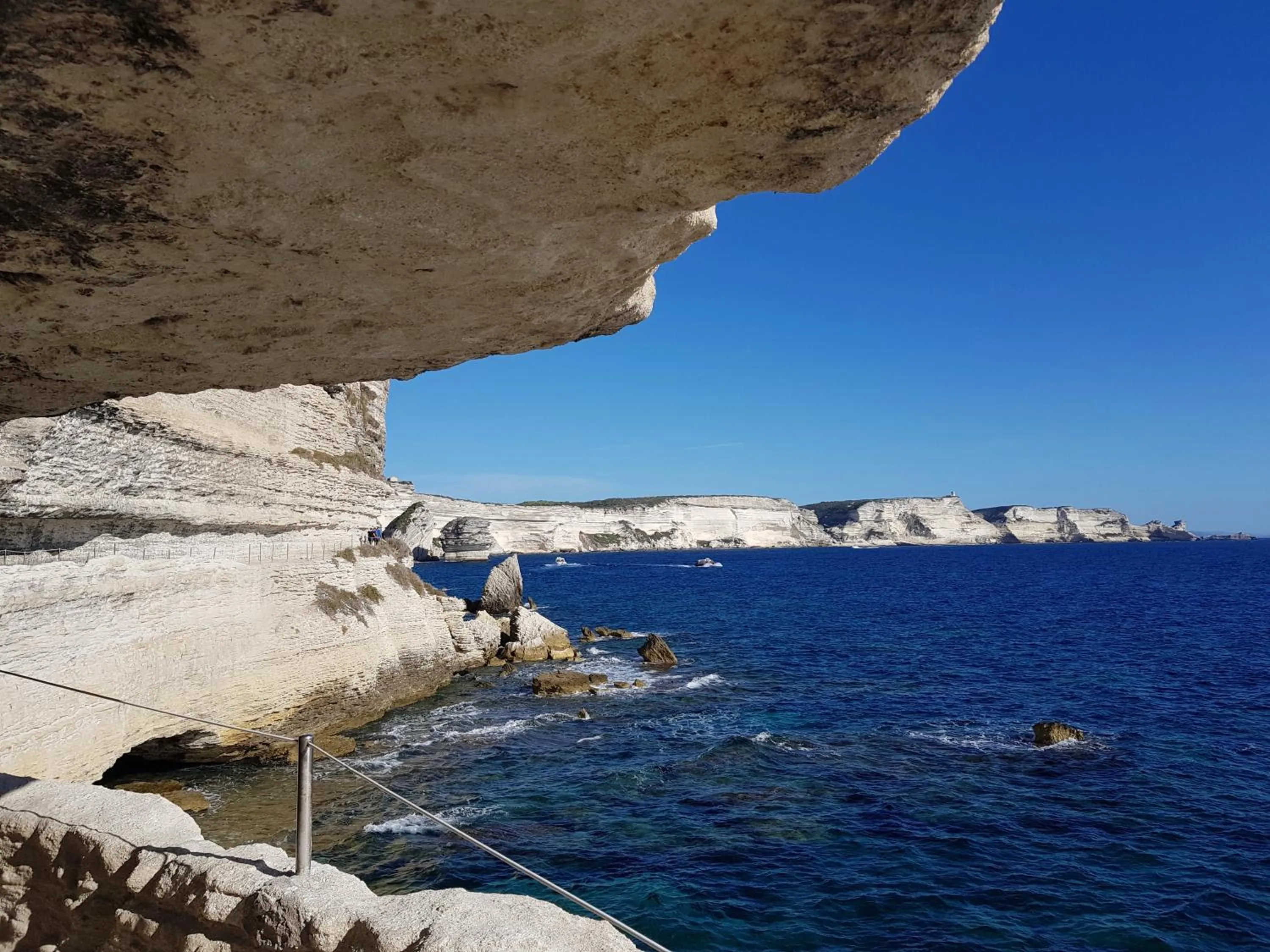 Nearby landmark in Poisson Rouge