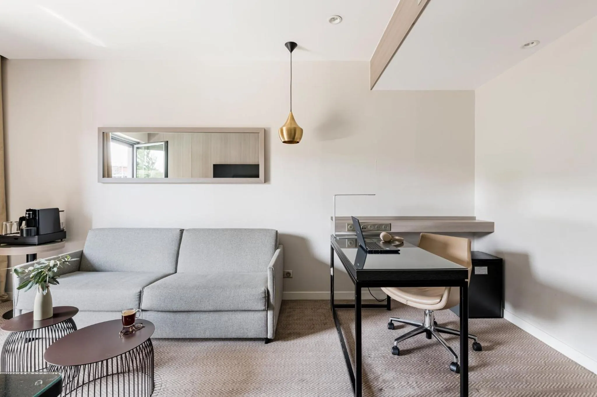 Photo of the whole room in Crowne Plaza Lyon - Cité Internationale