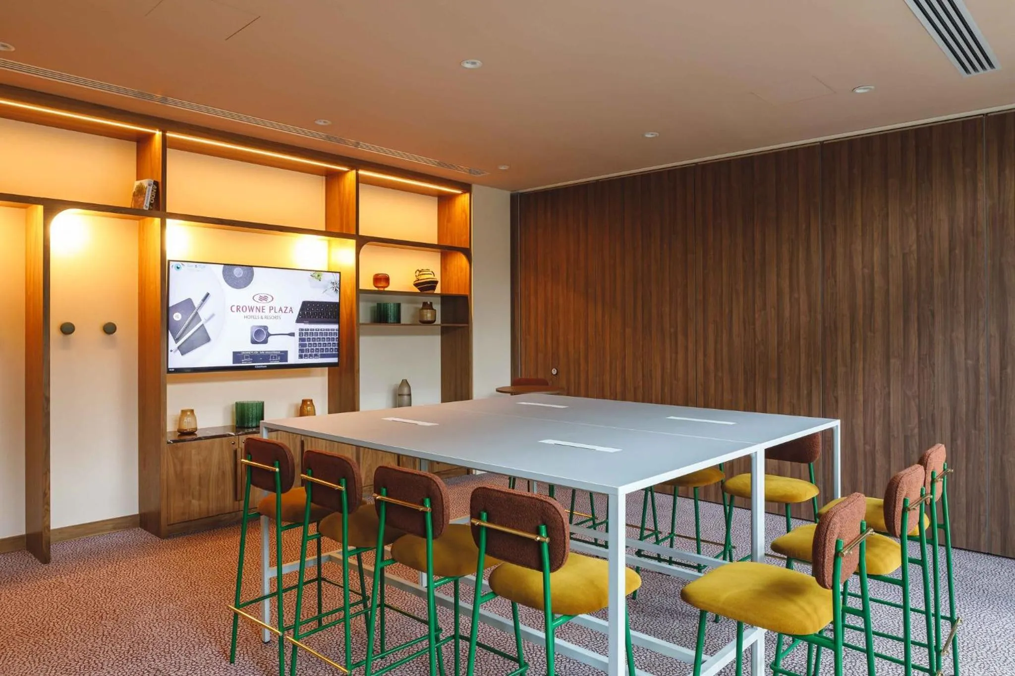 Meeting/conference room in Crowne Plaza Lyon - Cité Internationale