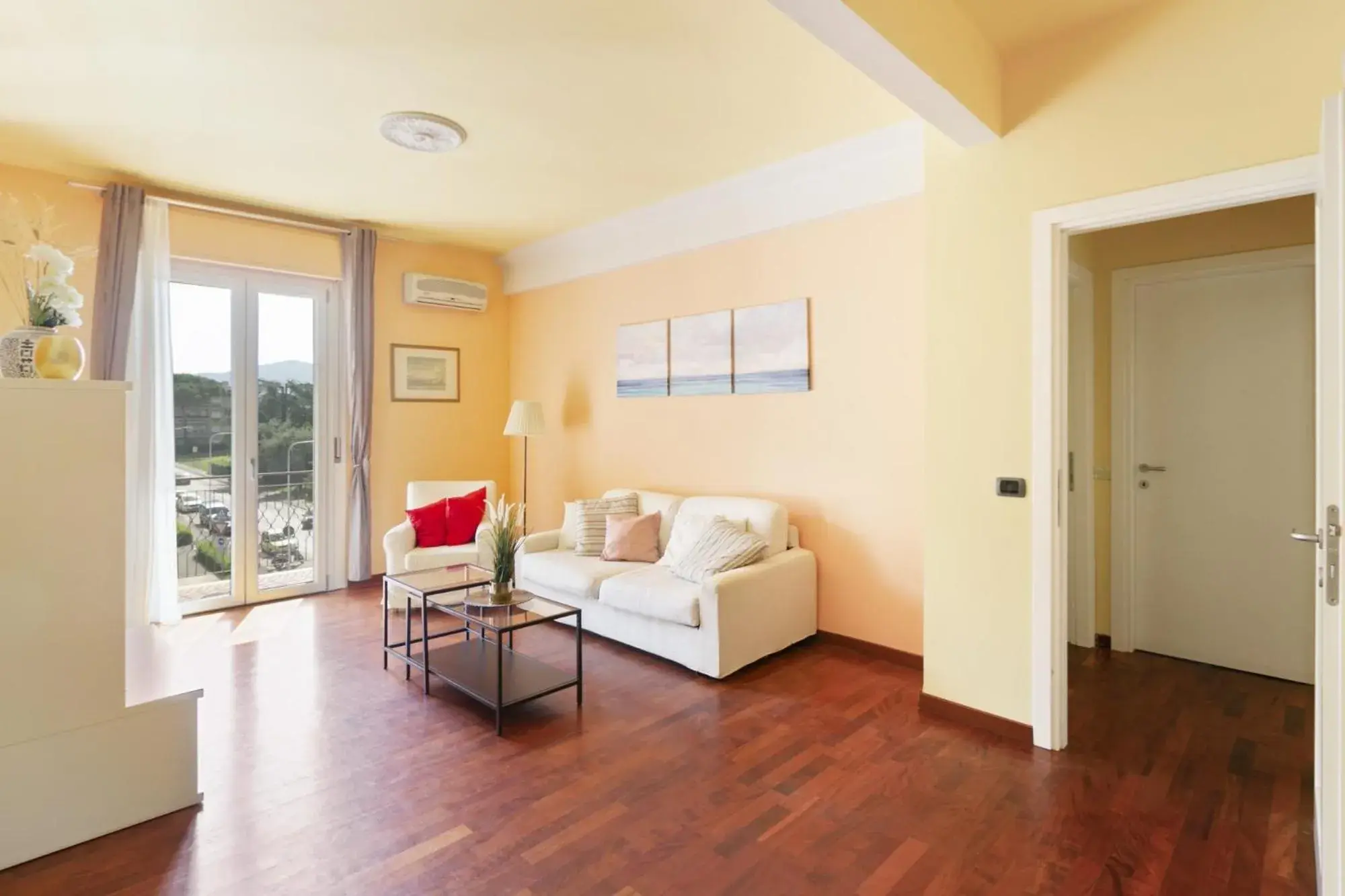 Gavinana Apartment by Mmega Gavinana Apartment by Mmega